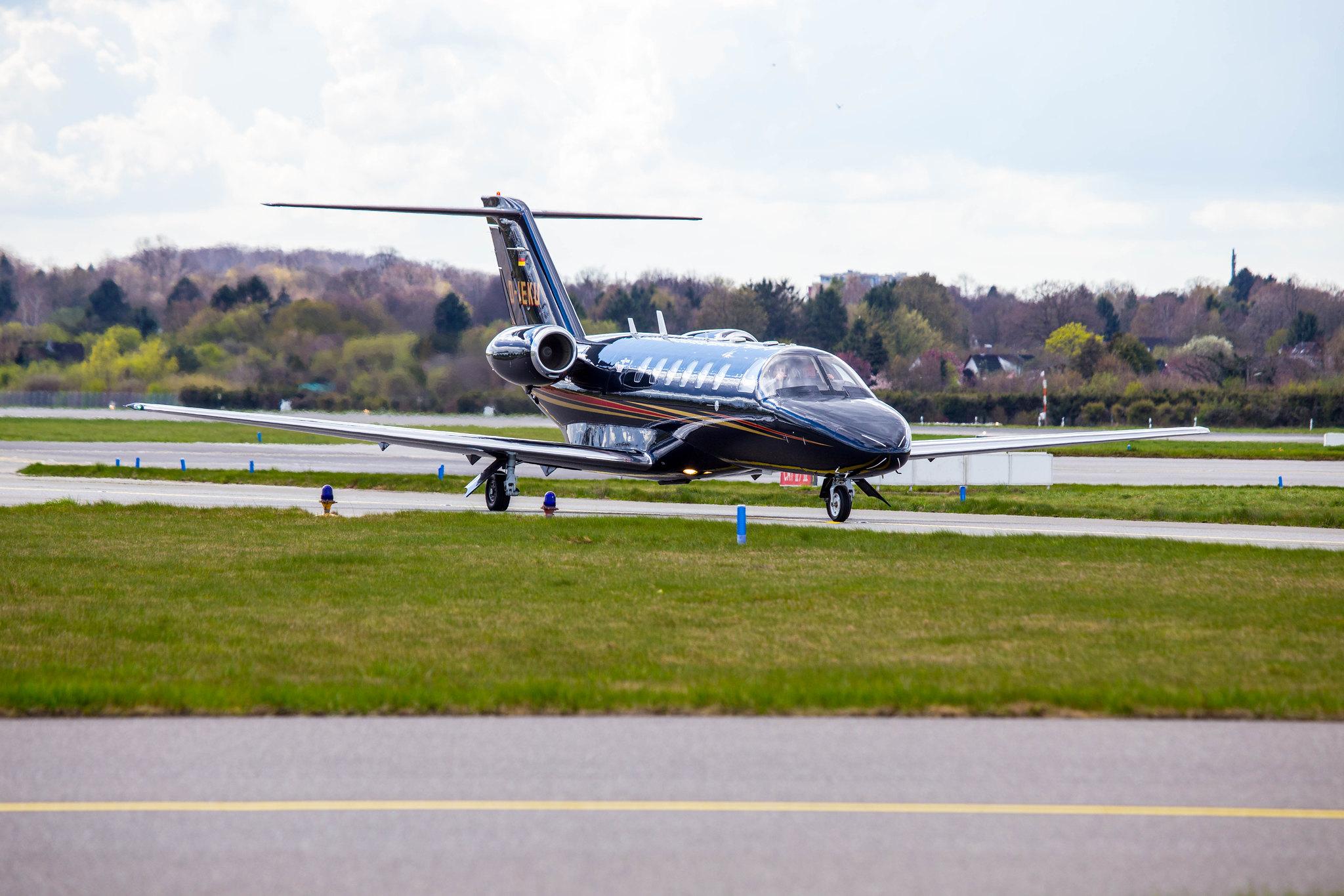 Hamburg Airport: Private Owner |  Cessna 525A CitationJet CJ2 C25A | D-IEKU | MSN 525A-0043
