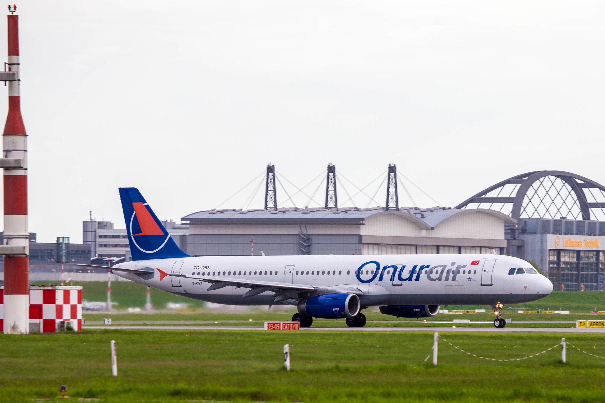 Hamburg Airport: Onur Air (8Q / OHY) |  Airbus A321-231 A321 | TC-OBK | MSN 0676