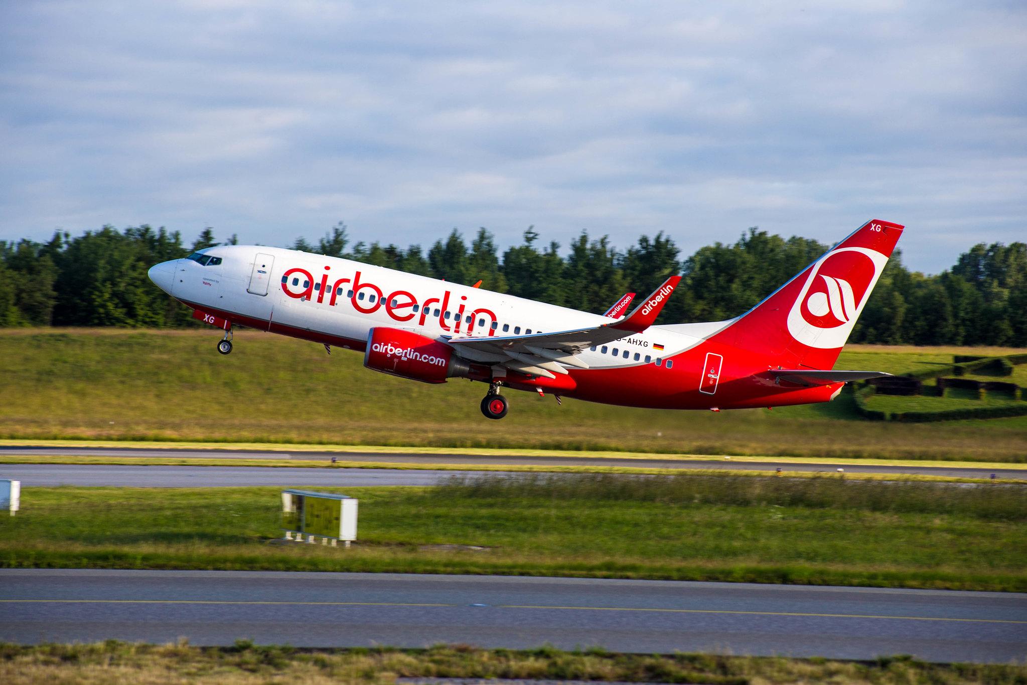 Hamburg Airport: Air Berlin (AB / BER) | Boeing 737-7K5 B737 | D-AHXG | MSN 35140