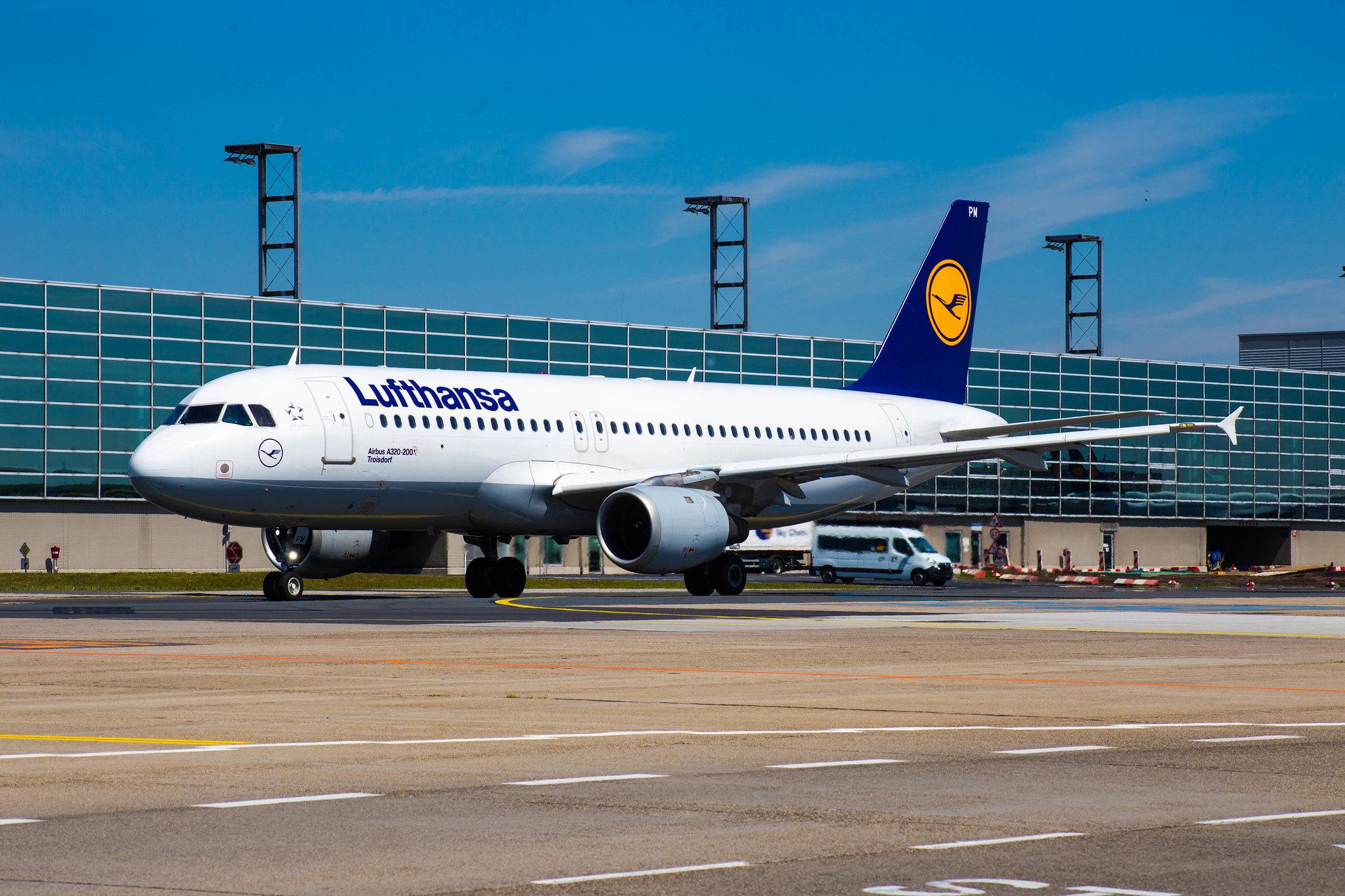 Frankfurt Airport: Lufthansa (LH / DLH) |  Airbus A320-211 A320 | D-AIPM | MSN 0104