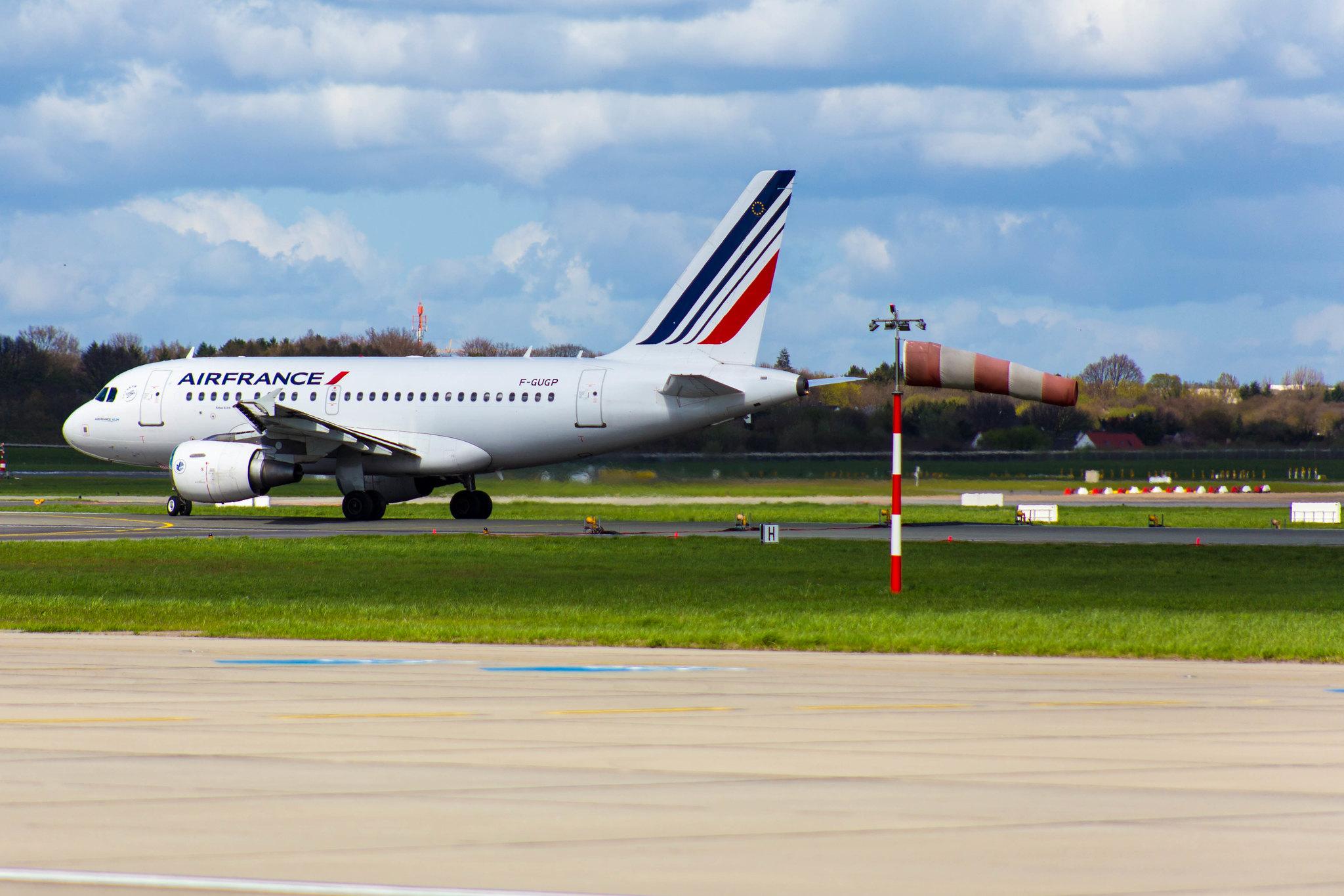 Hamburg Airport: Air France (AF / AFR) |  Airbus A318-111 A318 | F-GUGP | MSN 2967