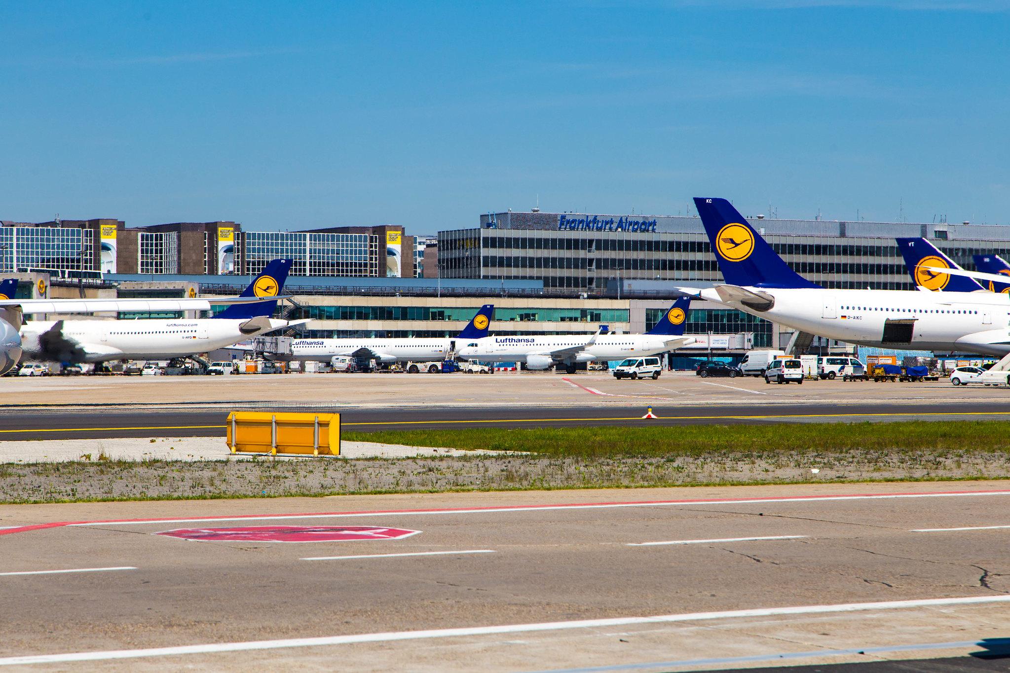 Frankfurt Airport: Lufthansa (LH / DLH) |  Airbus A320-214 A320 | D-AIUD | MSN 6033