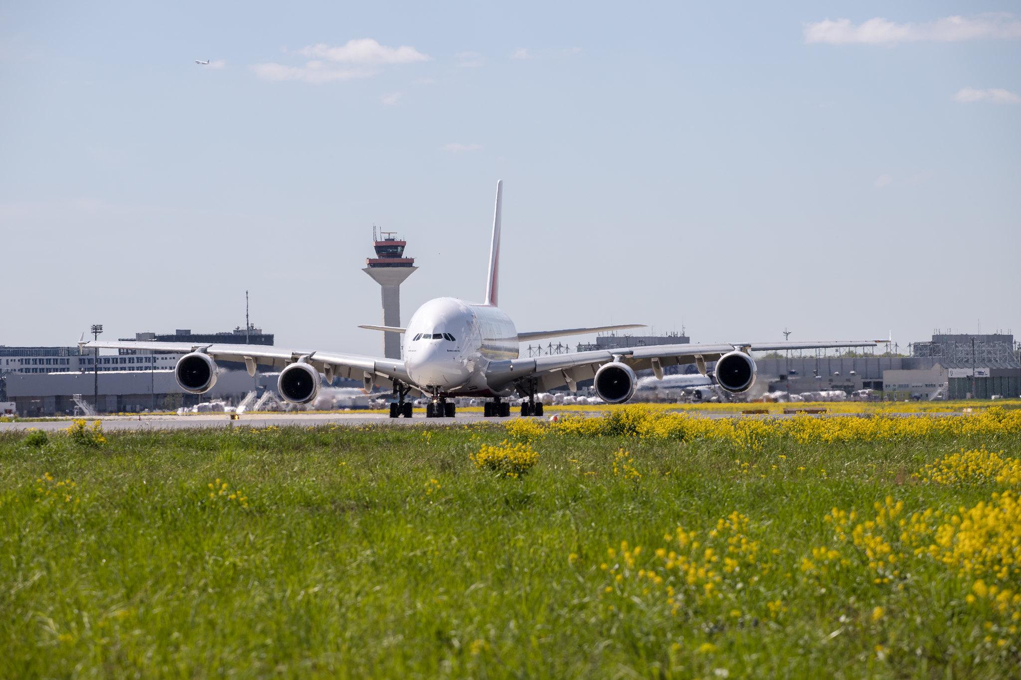 Frankfurt Airport: Emirates (EK / UAE) |  Airbus A380-861 A388 | A6-EOZ | MSN 210