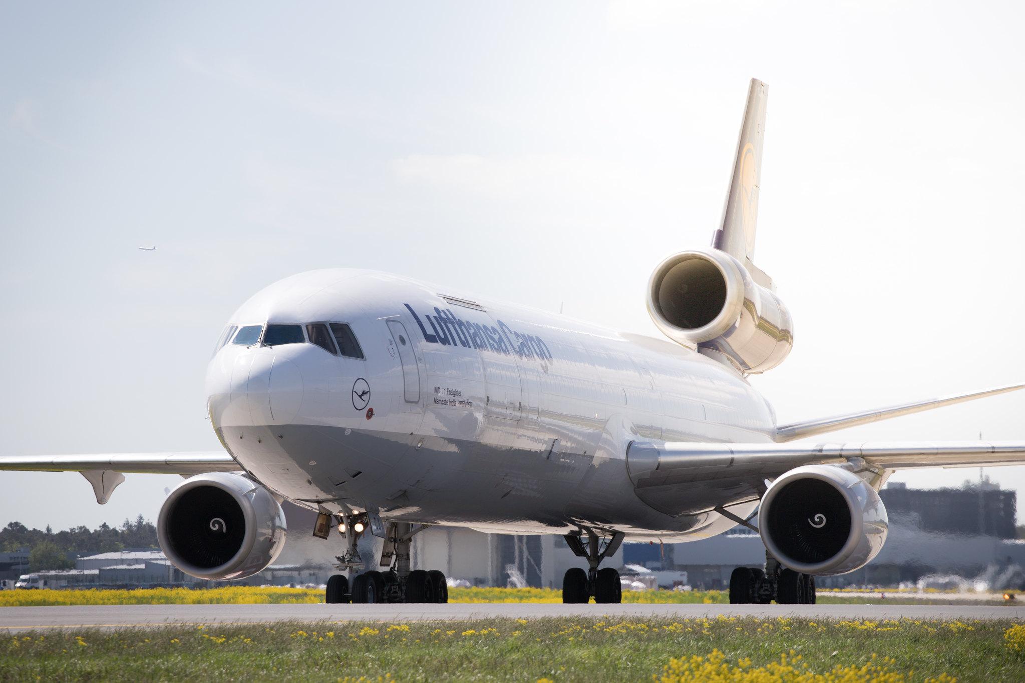 Frankfurt Airport: Lufthansa Cargo (/ GEC) |  McDonnell Douglas MD-11F MD11 | D-ALCJ | MSN 48802