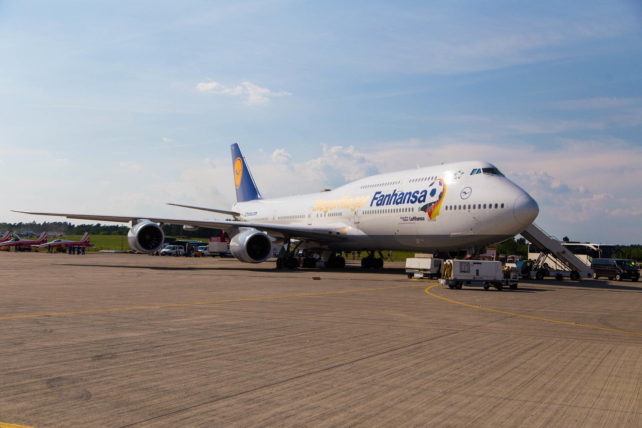 ILA: Lufthansa (LH / DLH) | Livery: Fanhansa Siegerflieger Livery | Boeing 747-830 B748 | D-ABYI | MSN 37833