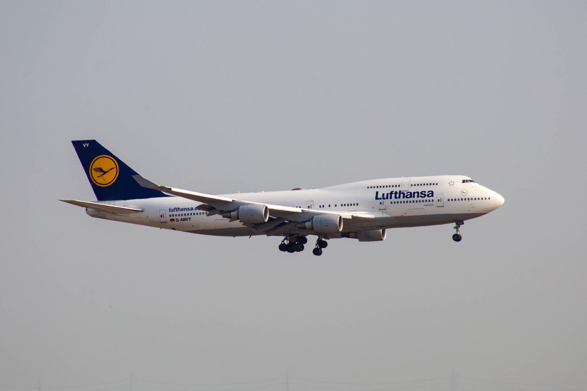 Frankfurt Airport: Lufthansa (LH / DLH) |  Boeing 747-430 B744 | D-ABVY | MSN 29869