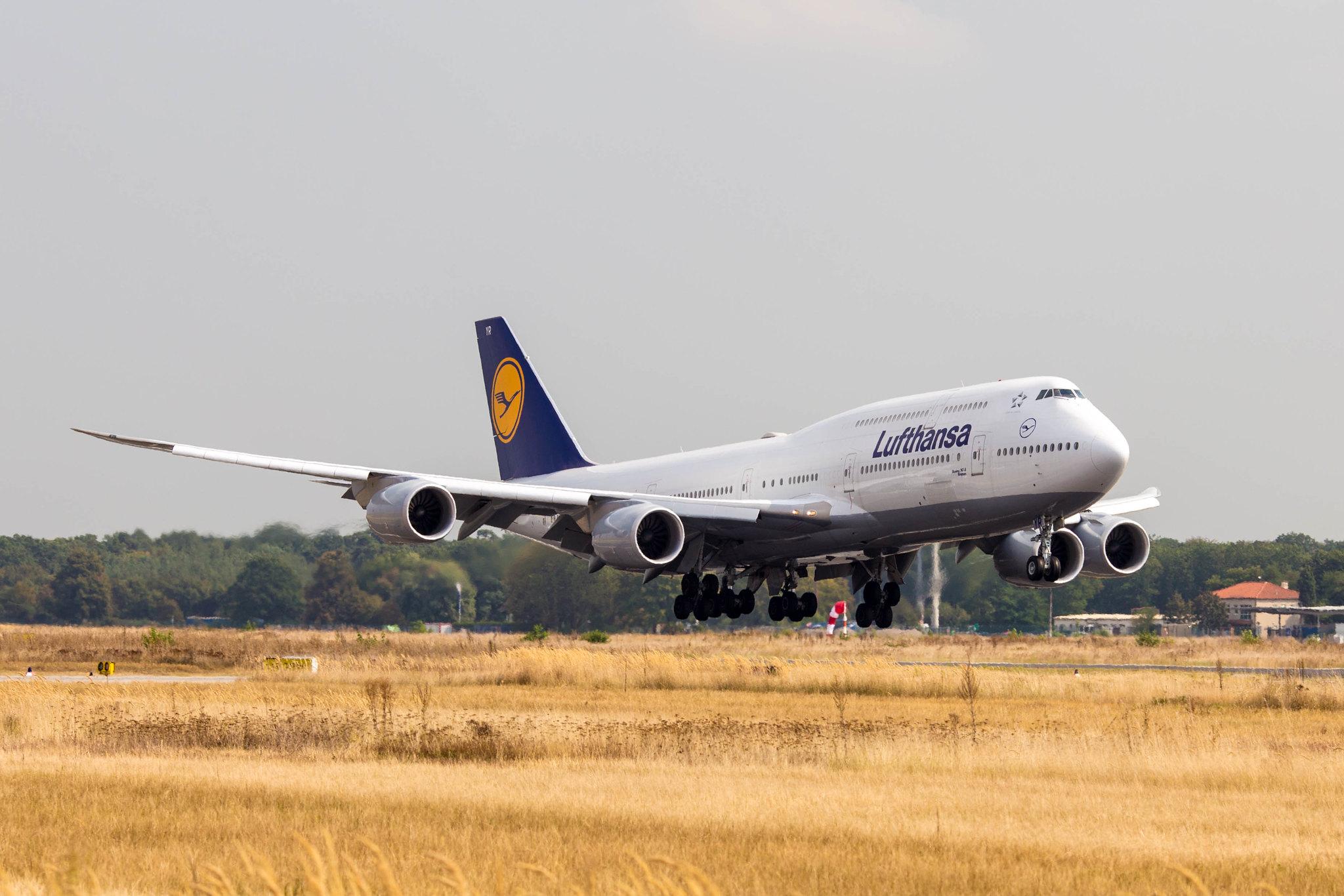 Frankfurt Airport: Lufthansa (LH / DLH) |  Boeing 747-830 B748 | D-ABYR | MSN 37842
