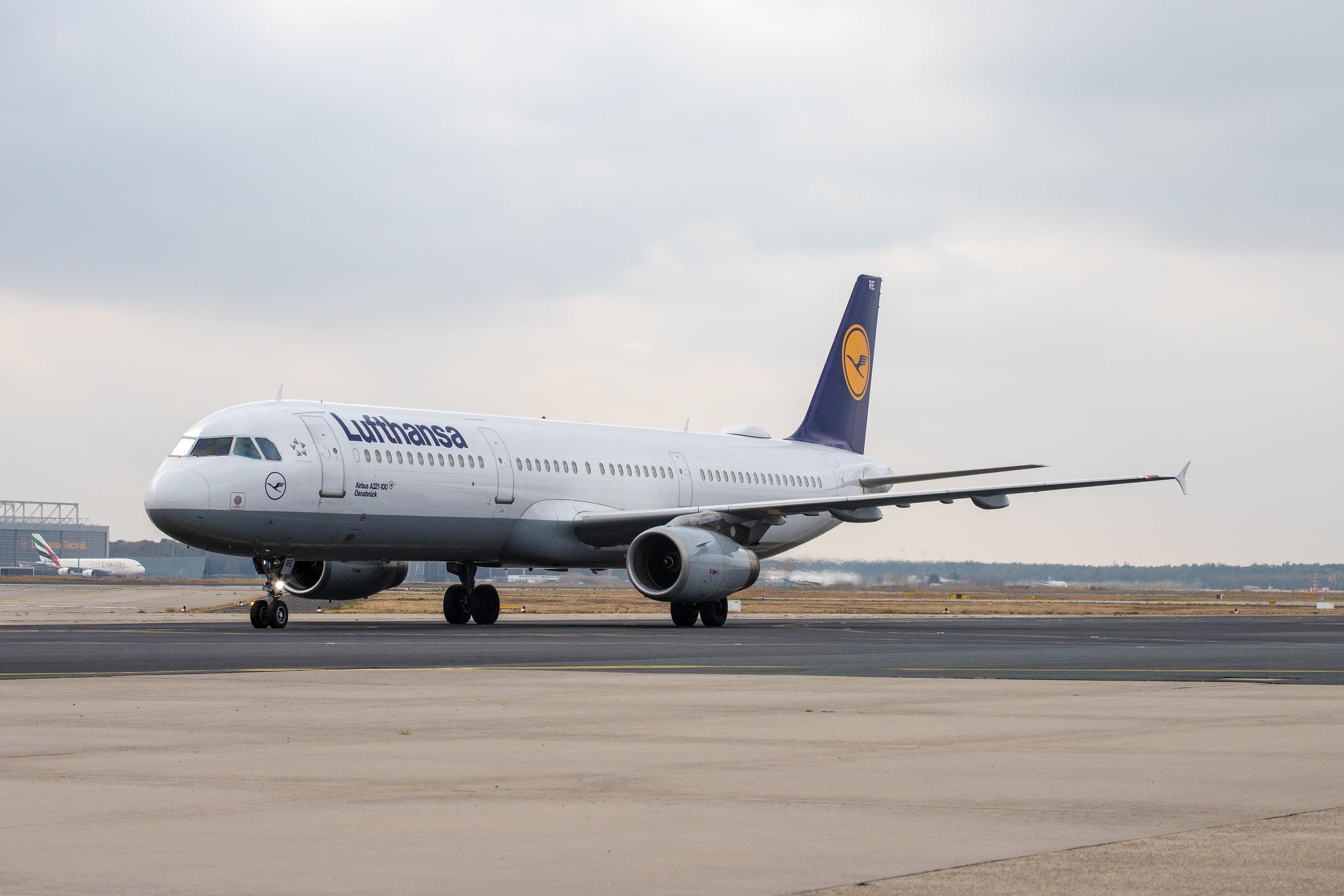 Frankfurt Airport: Lufthansa (LH / DLH) |  Airbus A321-131 A321 | D-AIRE | MSN 0484