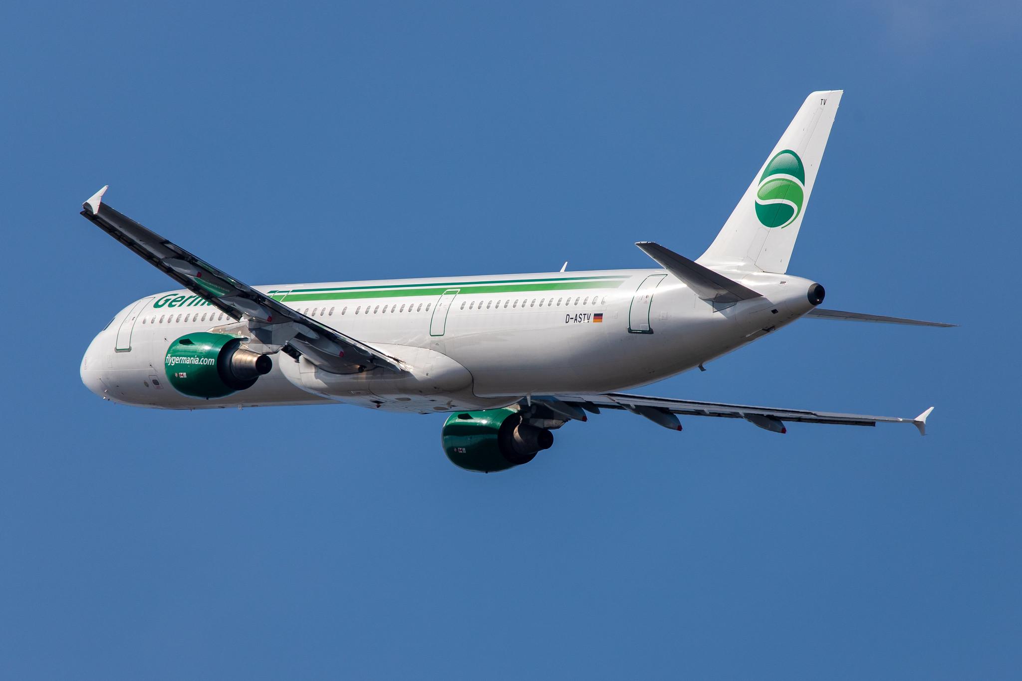 Düsseldorf Airport: Carlyle Aviation Partners |  Airbus A321-211 A321 | D-ASTV | MSN 0995