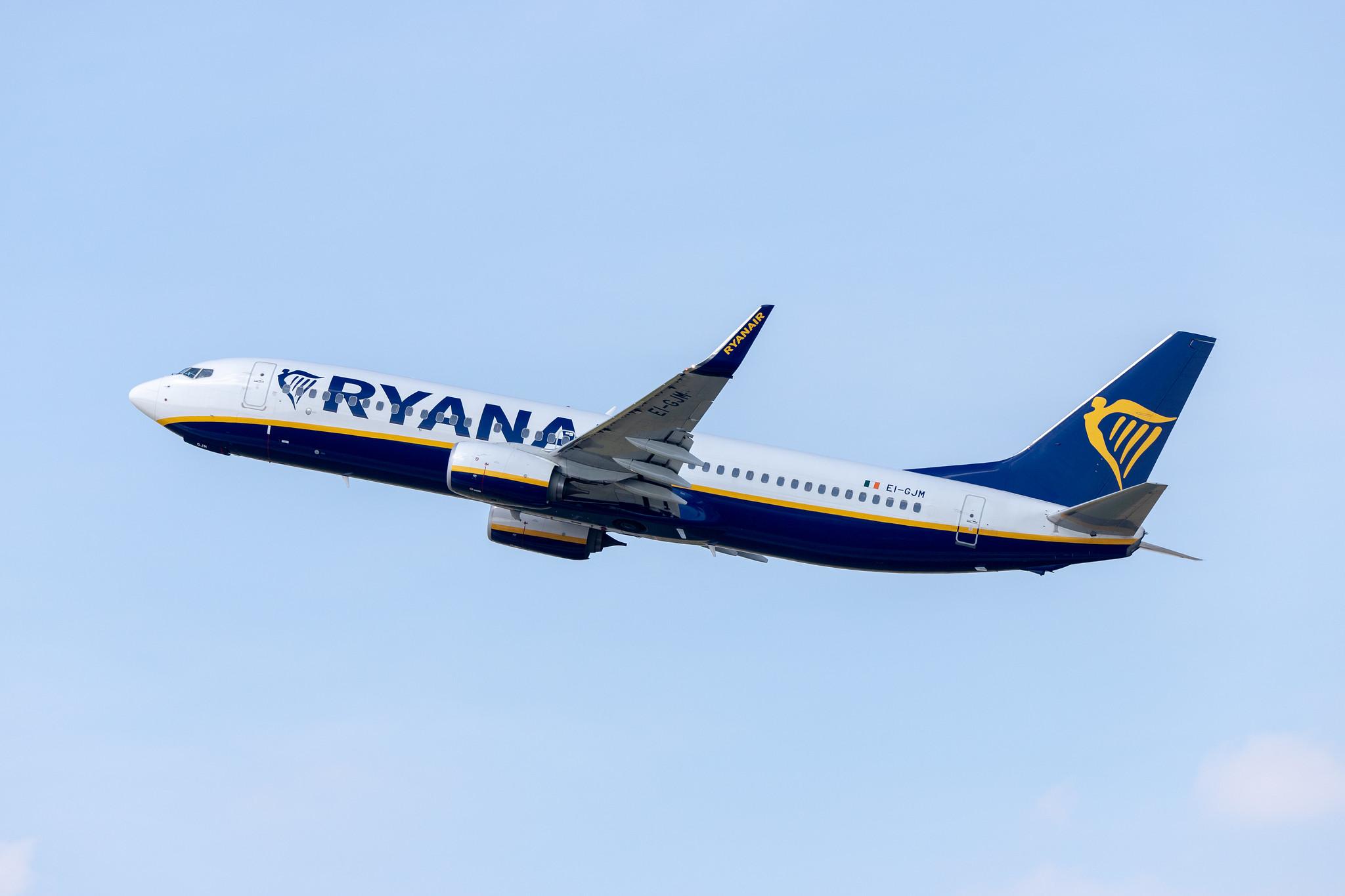 Düsseldorf Airport: Ryanair (FR / RYR) |  Boeing 737-8AS B738 | EI-GJM | MSN 44827