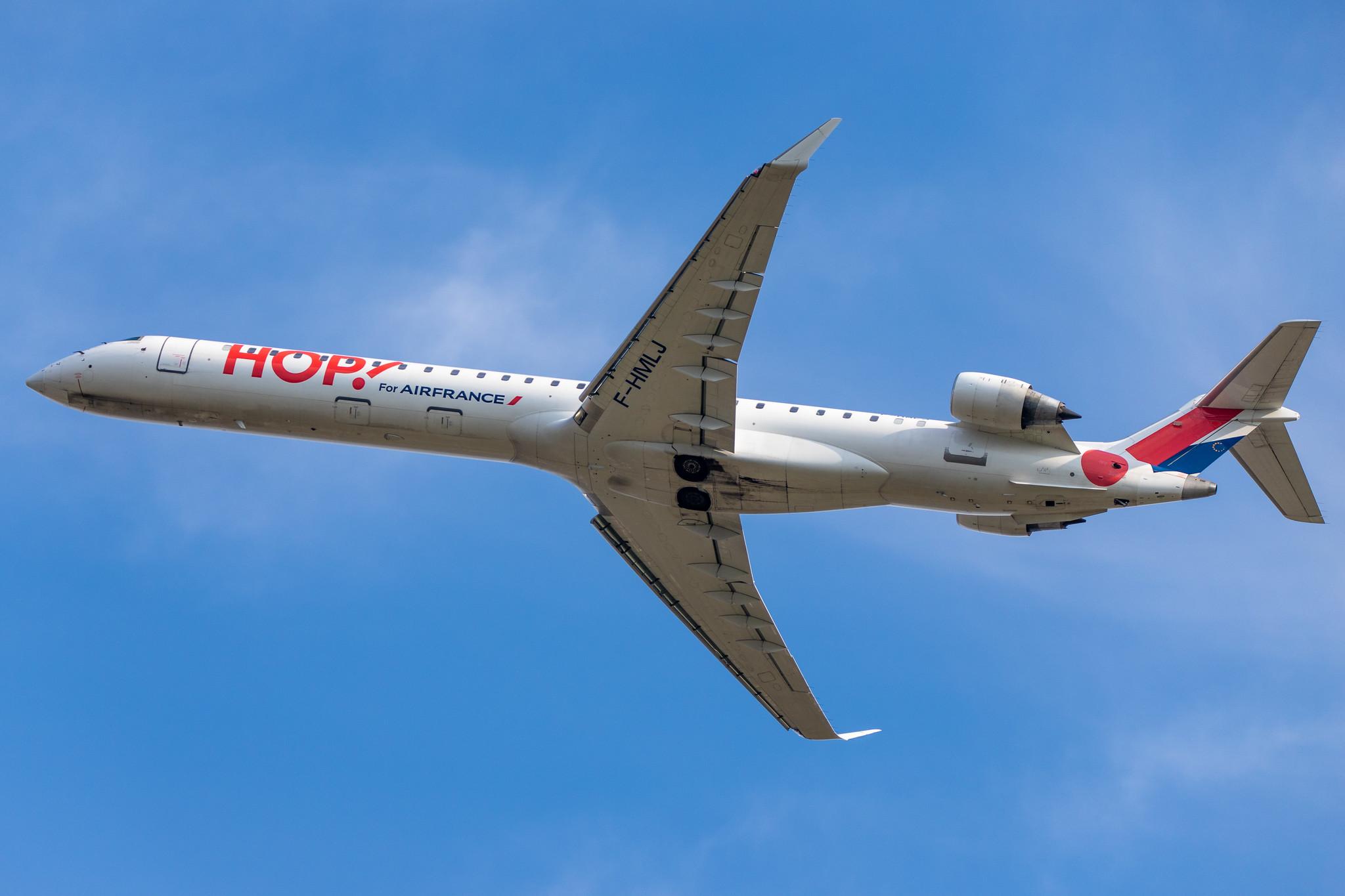 Hamburg Airport: Air France (AF / AFR) | Operator: Air France Hop |  Mitsubishi CRJ-1000EL CRJX | F-HMLJ | MSN 19015