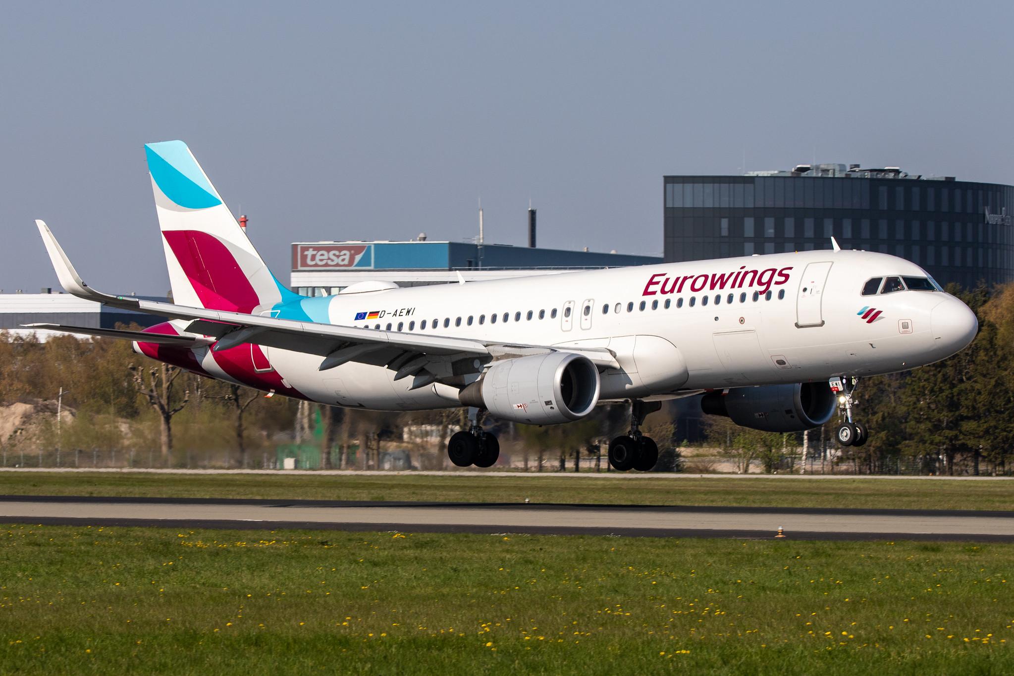 Hamburg Airport: Eurowings (EW / EWG) |  Airbus A320-214 A320 | D-AEWI | MSN 7210