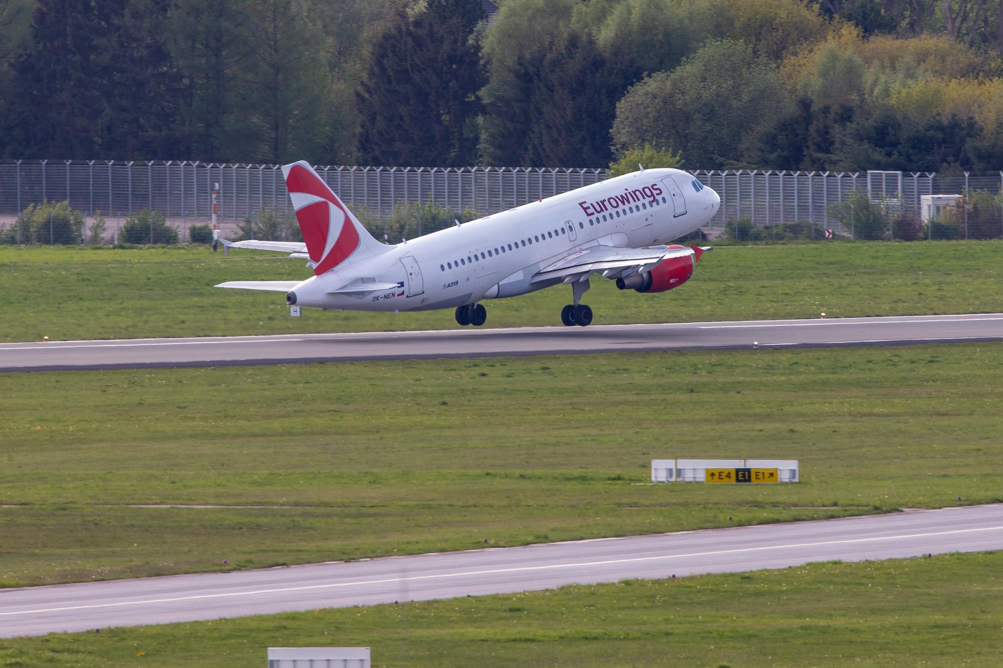 Hamburg Airport: Eurowings (EW / EWG) | Operator: Czech Airlines |  Airbus A319-112 A319 | OK-NEN | MSN 3436
