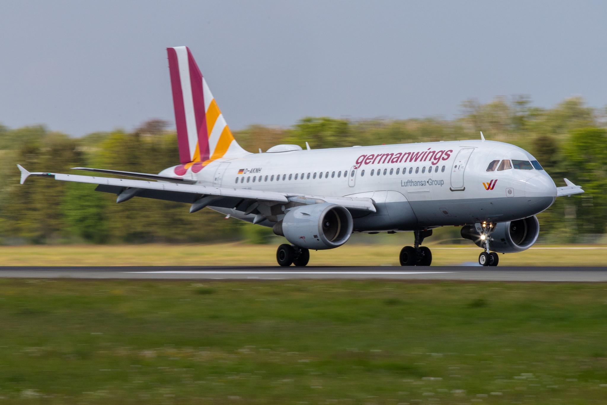 Hamburg Airport: Eurowings (EW / EWG) | Operator: Germanwings | Airbus A319-112 A319 | D-AKNH | MSN 0794