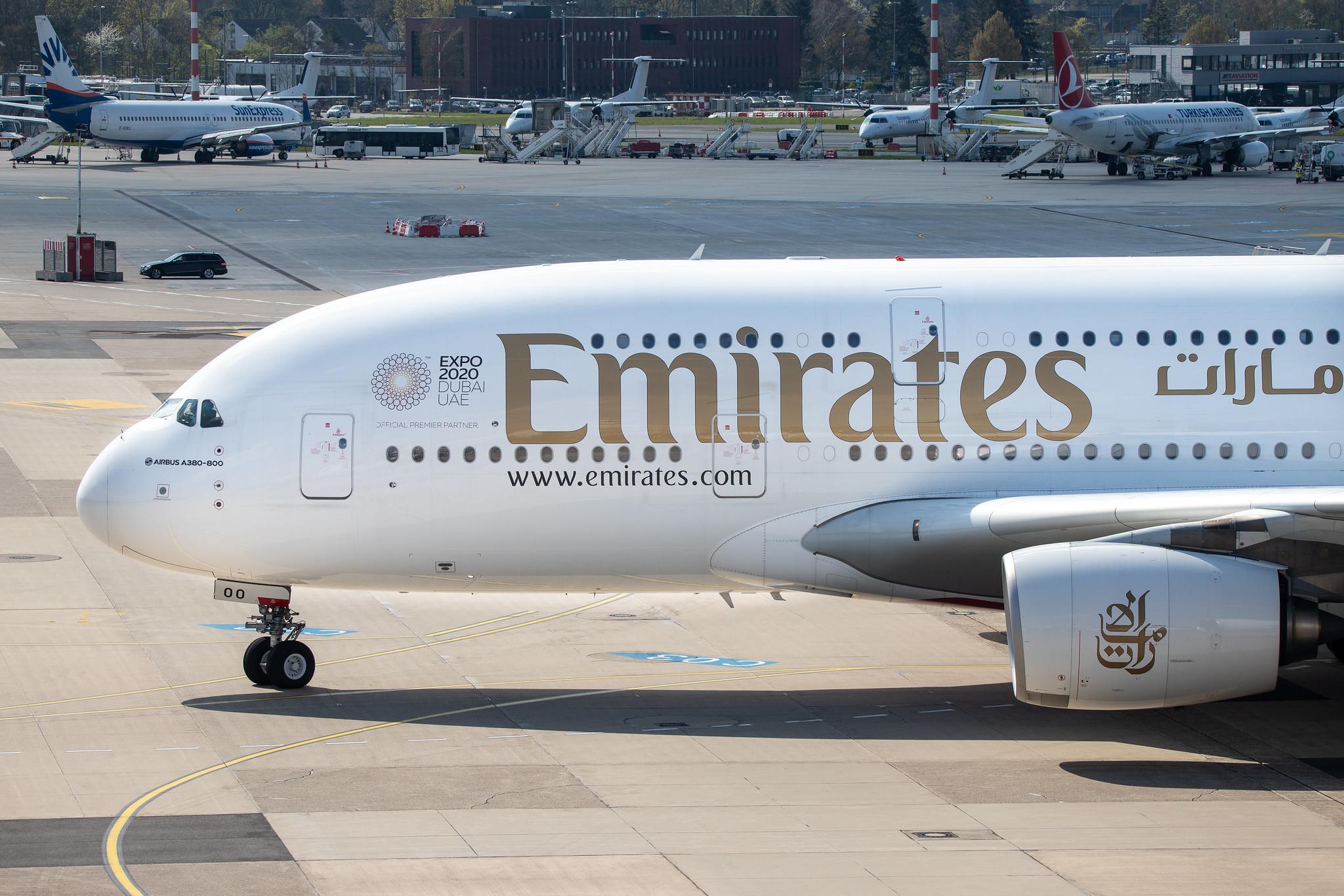 Düsseldorf Airport: Emirates (EK / UAE) |  Airbus A380-861 A388 | A6-EOO | MSN 190