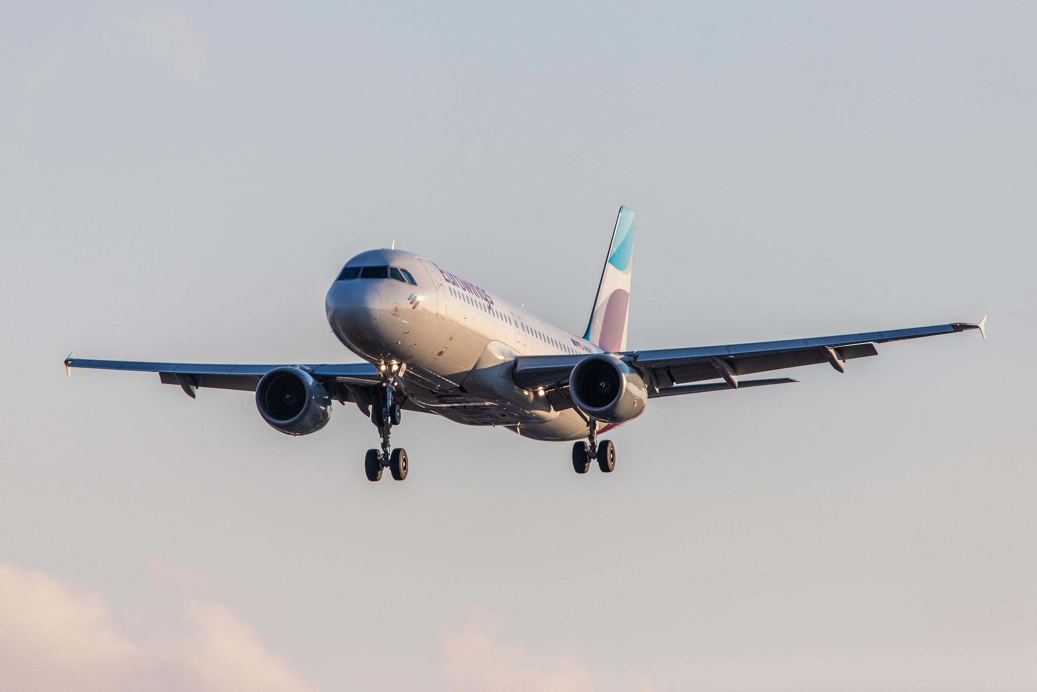 Hamburg Airport: Eurowings (EW / EWG) |  Airbus A320-214 A320 | D-ABNU | MSN 2591