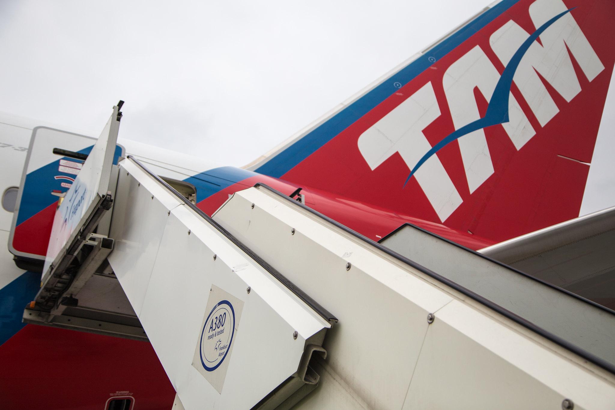Frankfurt Airport: LATAM Airlines (LA / LAN) | Operator: LATAM Brasil |  Boeing 777-32W(ER) B77W | PT-MUI | MSN 40589
