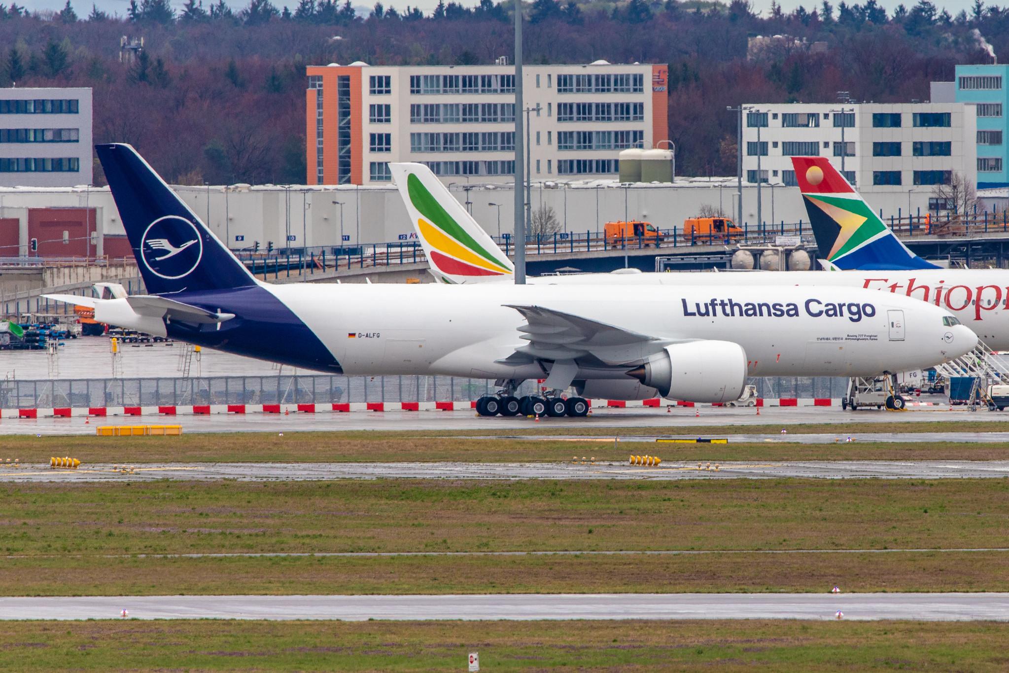 Frankfurt Airport: Lufthansa Cargo (/ GEC) |  Boeing 777-FBT B77L | D-ALFG | MSN 66090