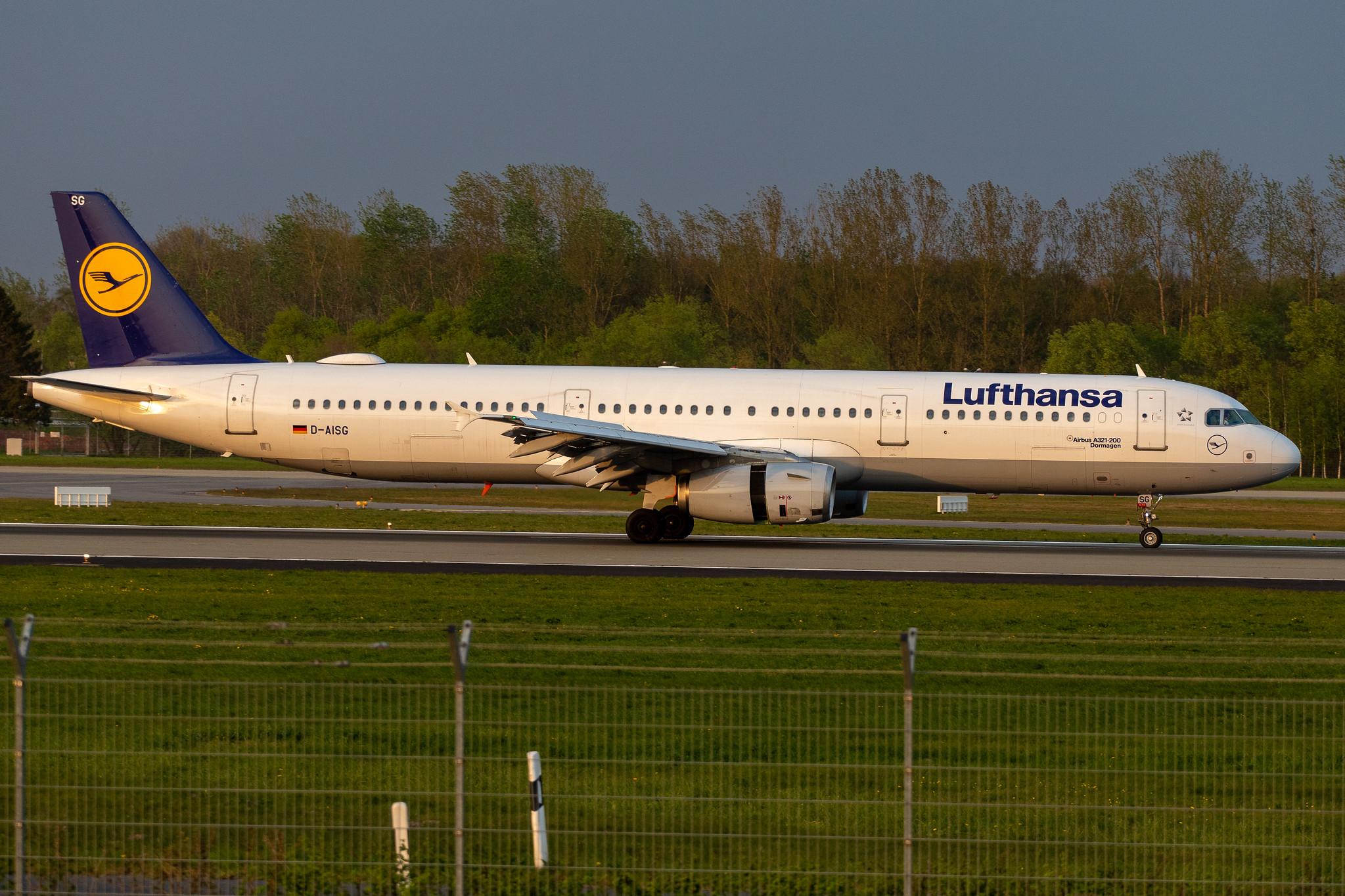 Hamburg Airport: Lufthansa (LH / DLH) |  Airbus A321-231 A321 | D-AISG | MSN 1273