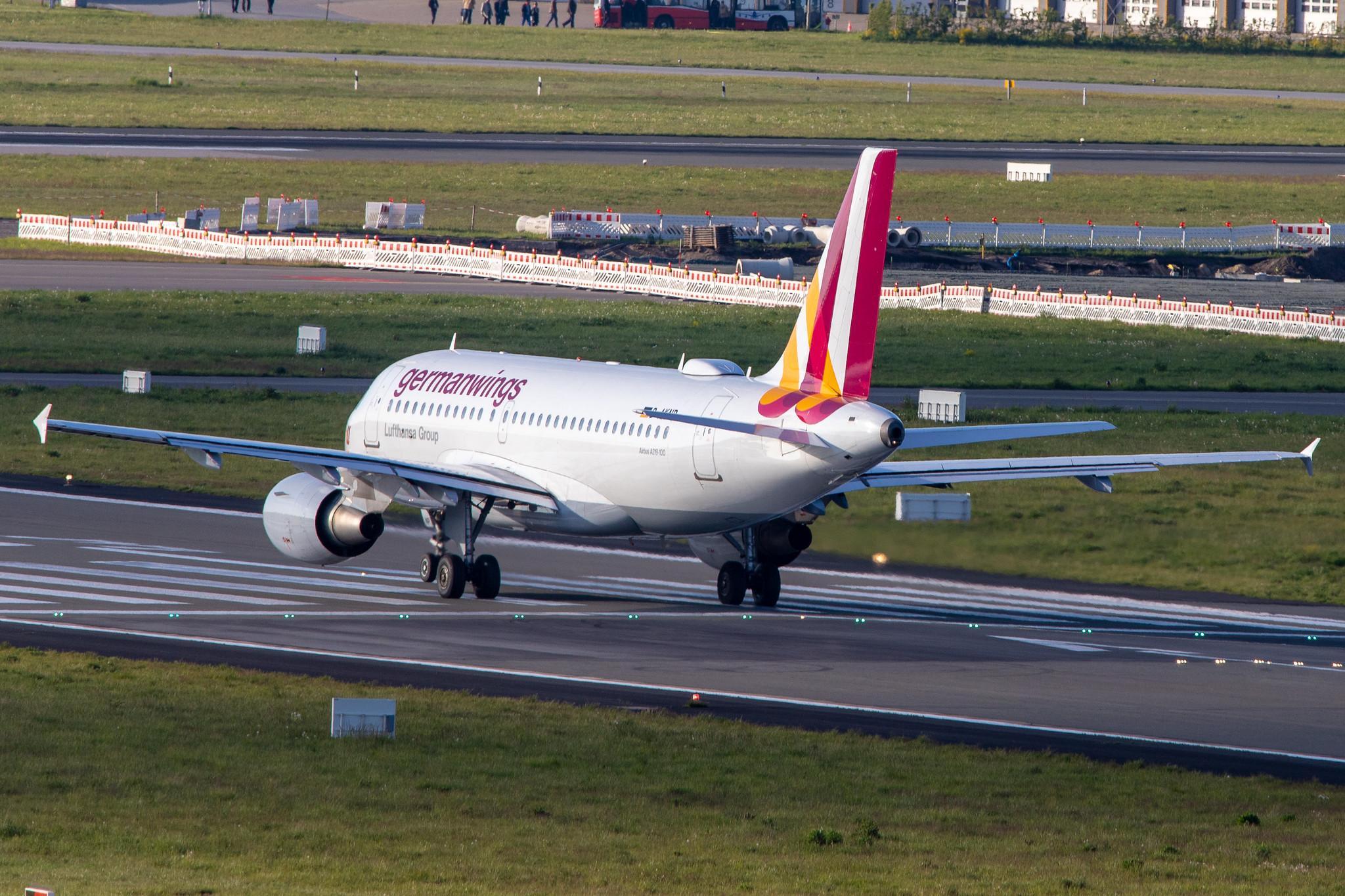 Hamburg Airport: Eurowings (EW / EWG) |  Operator: Germanwings | Airbus A319-112 A319 | D-AKNR | MSN 1209