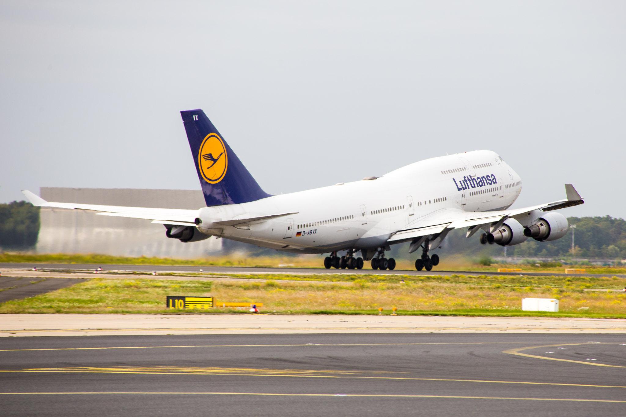 Frankfurt Airport: Lufthansa (LH / DLH) |  Boeing 747-430 B744 | D-ABVX | MSN 29868