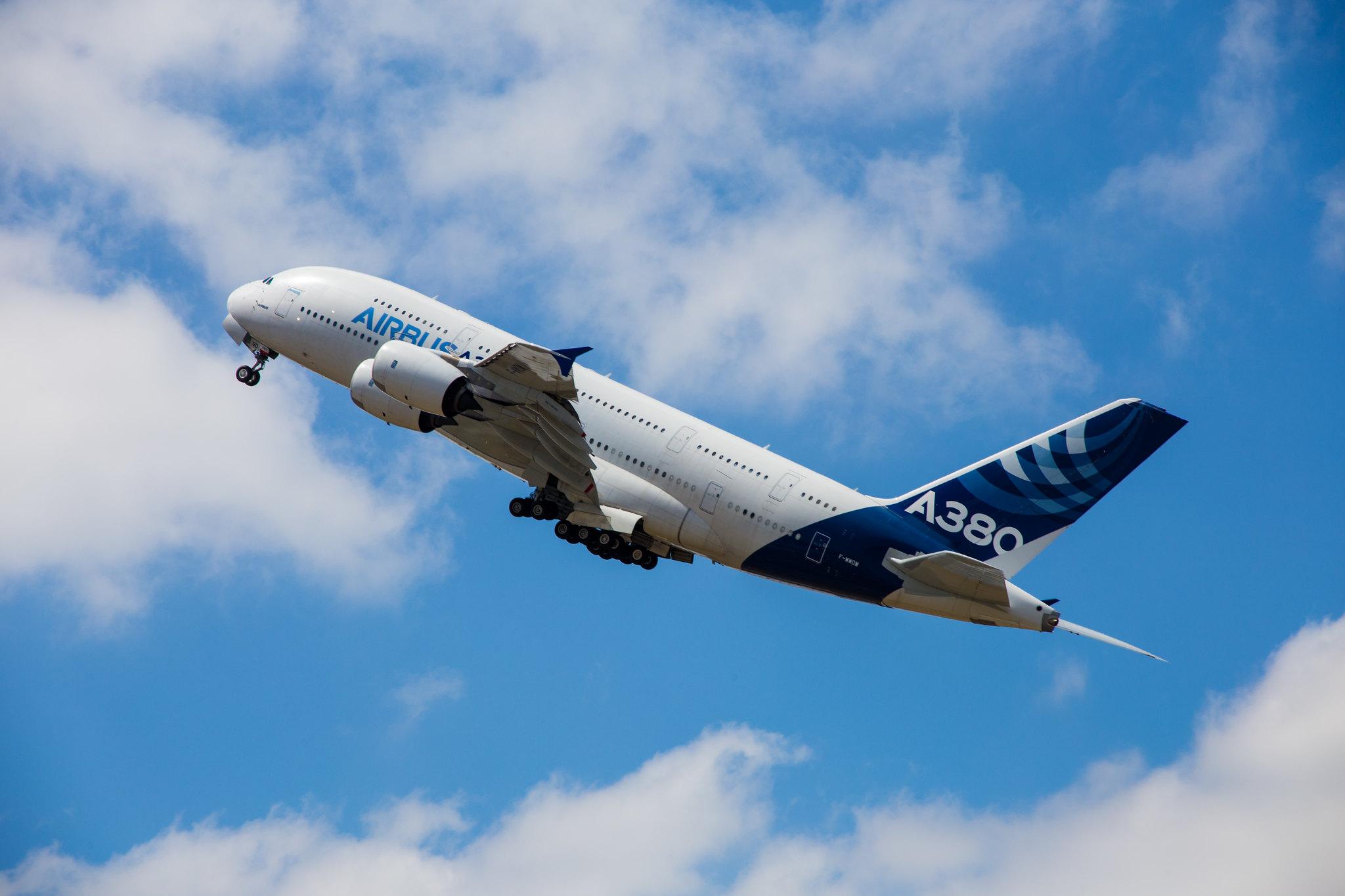 Paris Air Show 2017: Airbus (/ AIB) |  Airbus A380-841 A388 | F-WWOW | MSN 001