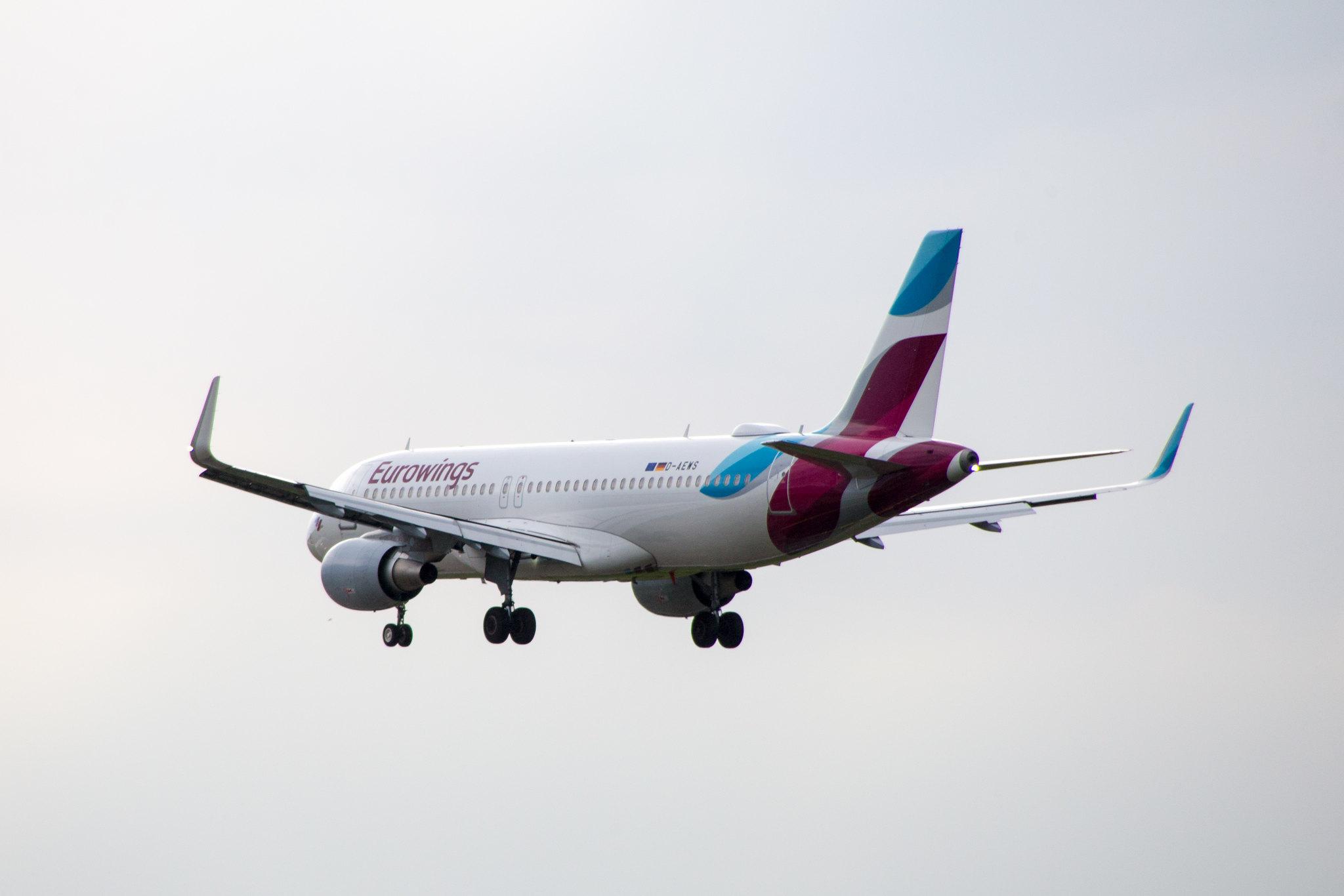 Hamburg Airport: Eurowings (EW / EWG) |  Airbus A320-214 A320 | D-AEWS | MSN 7439