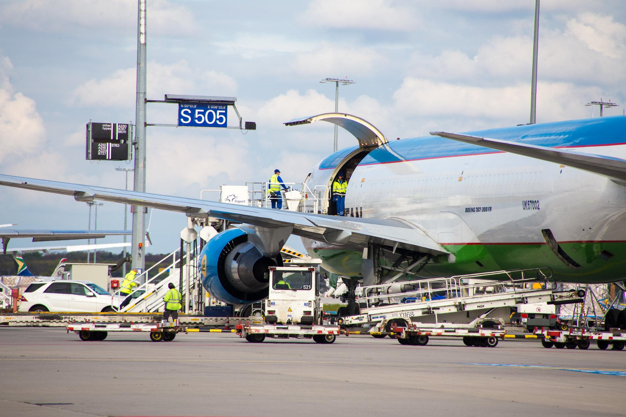 Frankfurt Airport: Uzbekistan Cargo (HY / UZB) | Operator: Uzbekistan Airways |  Boeing 767-33P(ER)(BCF) B763 | UK-67002 | MSN 28392