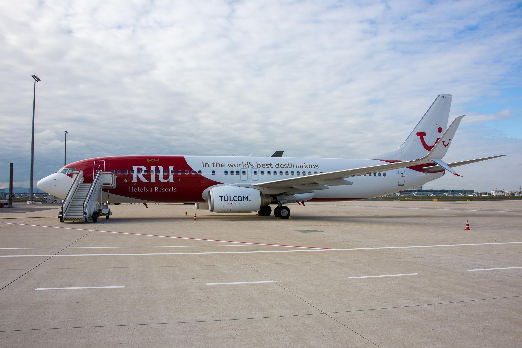 Frankfurt Airport: TUI (X3 / TUI) |  Livery: RIU Hotels & Resorts Livery | Operator: TUI fly |  Boeing 737-8K5 B738 | D-ATUZ | MSN 34691