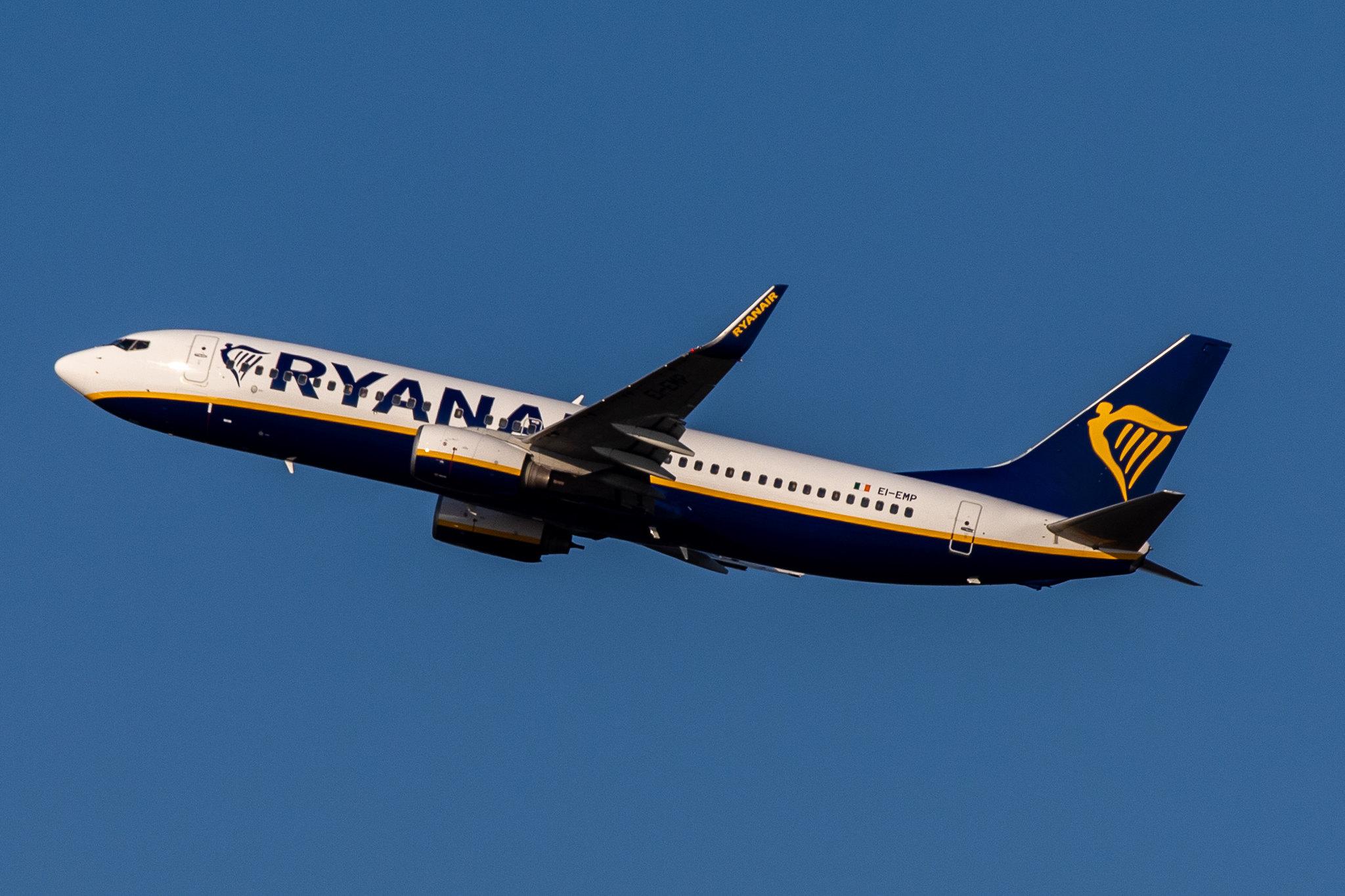 Köln Bonn Airport: Ryanair (FR / RYR) |  Boeing 737-8AS B738 | EI-EMP | MSN 40285
