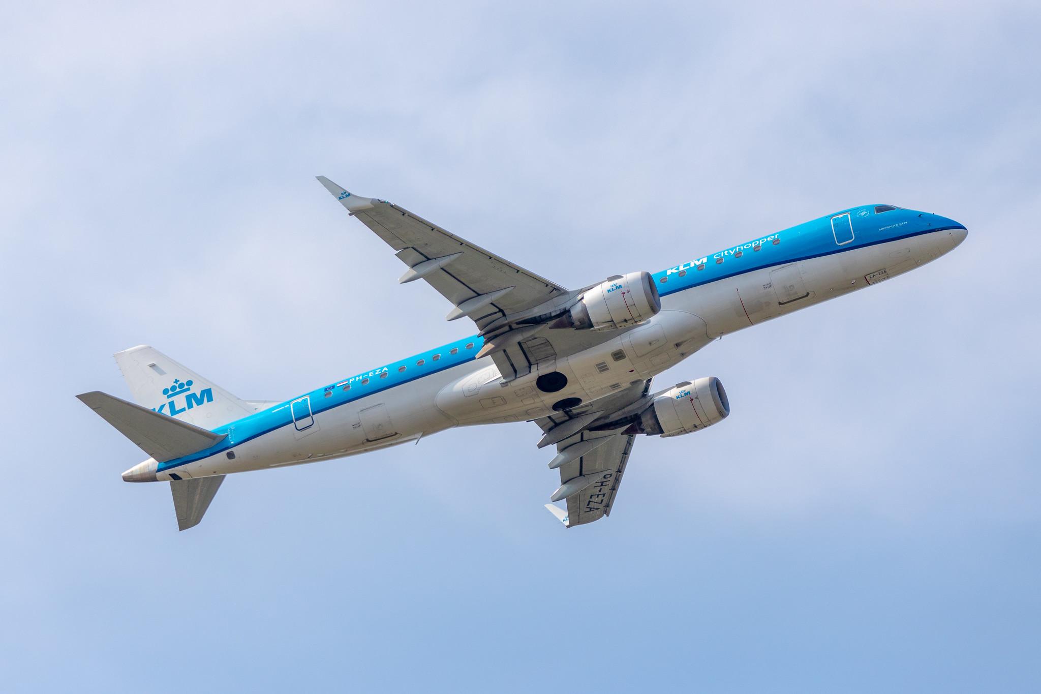 Hamburg Airport: KLM (KL / KLM) | Operator: KLM Cityhopper |  Embraer E190STD E190 | PH-EZA | MSN 19000224