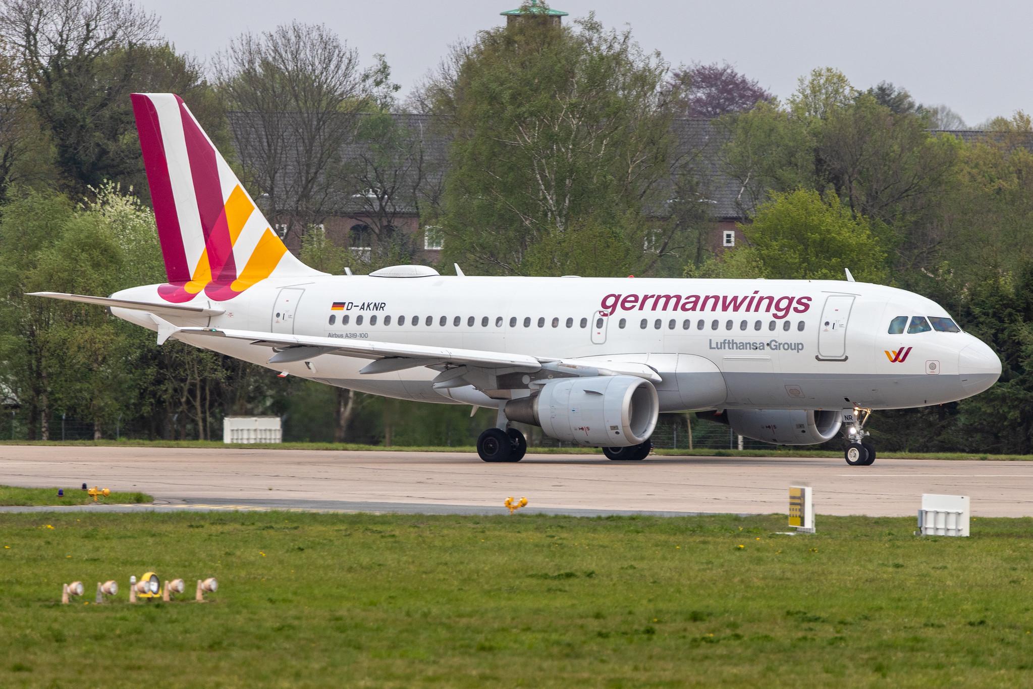 Hamburg Airport: Eurowings (EW / EWG) |  Operator: Germanwings | Airbus A319-112 A319 | D-AKNR | MSN 1209