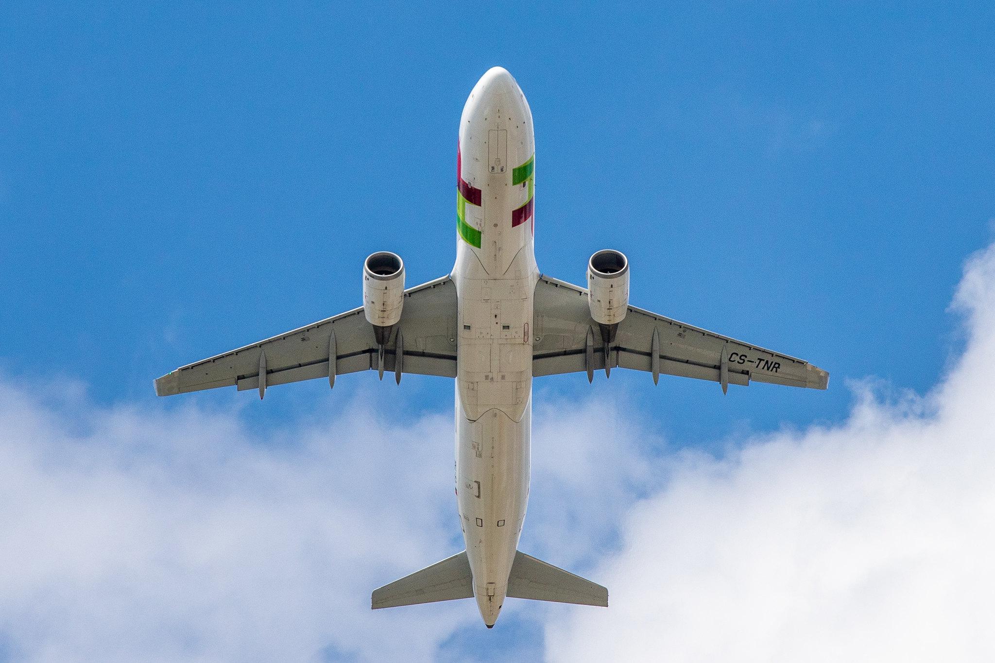 Hamburg Airport: TAP Air Portugal (TP / TAP) |  Airbus A320-214 A320 | CS-TNR | MSN 3883