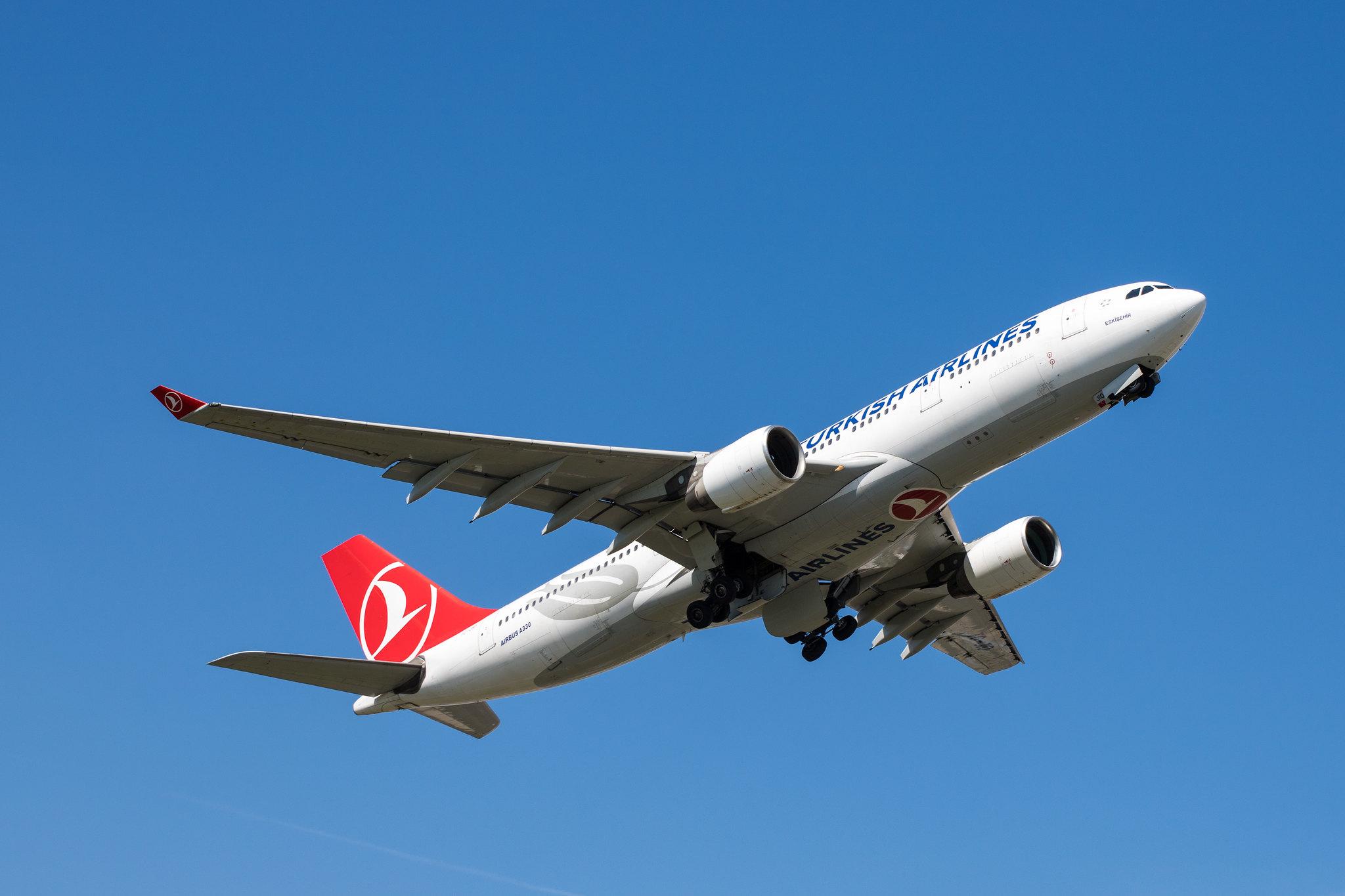 Frankfurt Airport: Turkish Airlines (TK / THY) |  Airbus A330-223 A332 | TC-JIO | MSN 0869