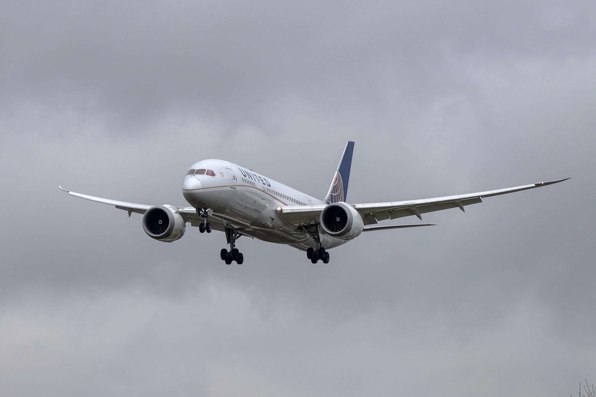 London Heathrow Airport: United Airlines (UA / UAL) |  Boeing 787-8 Dreamliner B788 | N20904 | MSN 34824