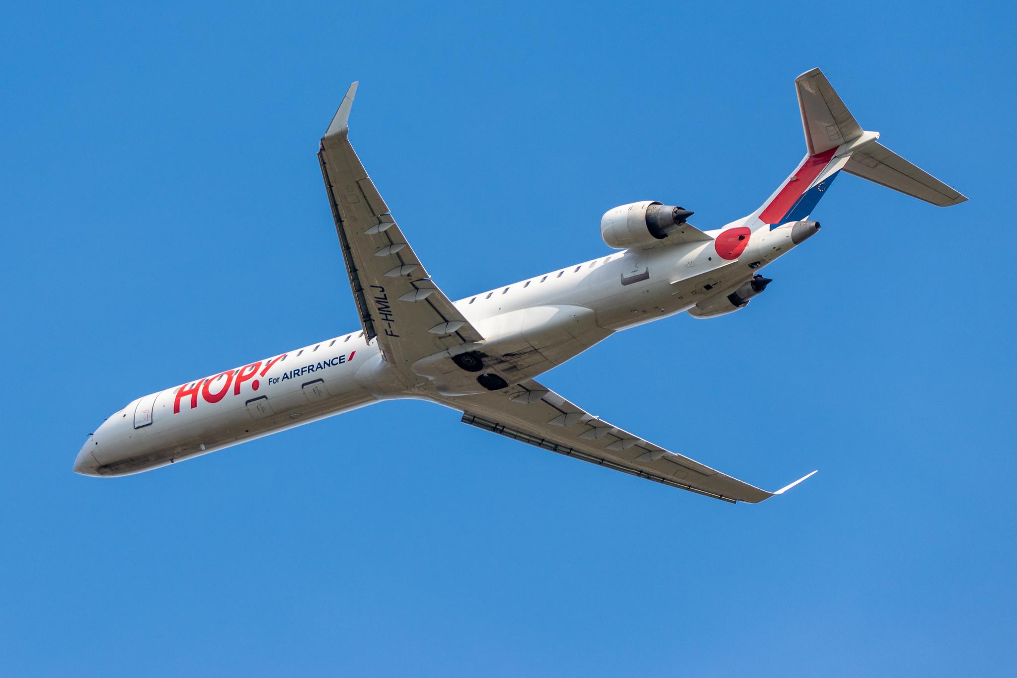 Hamburg Airport: Air France (AF / AFR) | Operator: Air France Hop |  Mitsubishi CRJ-1000EL CRJX | F-HMLJ | MSN 19015