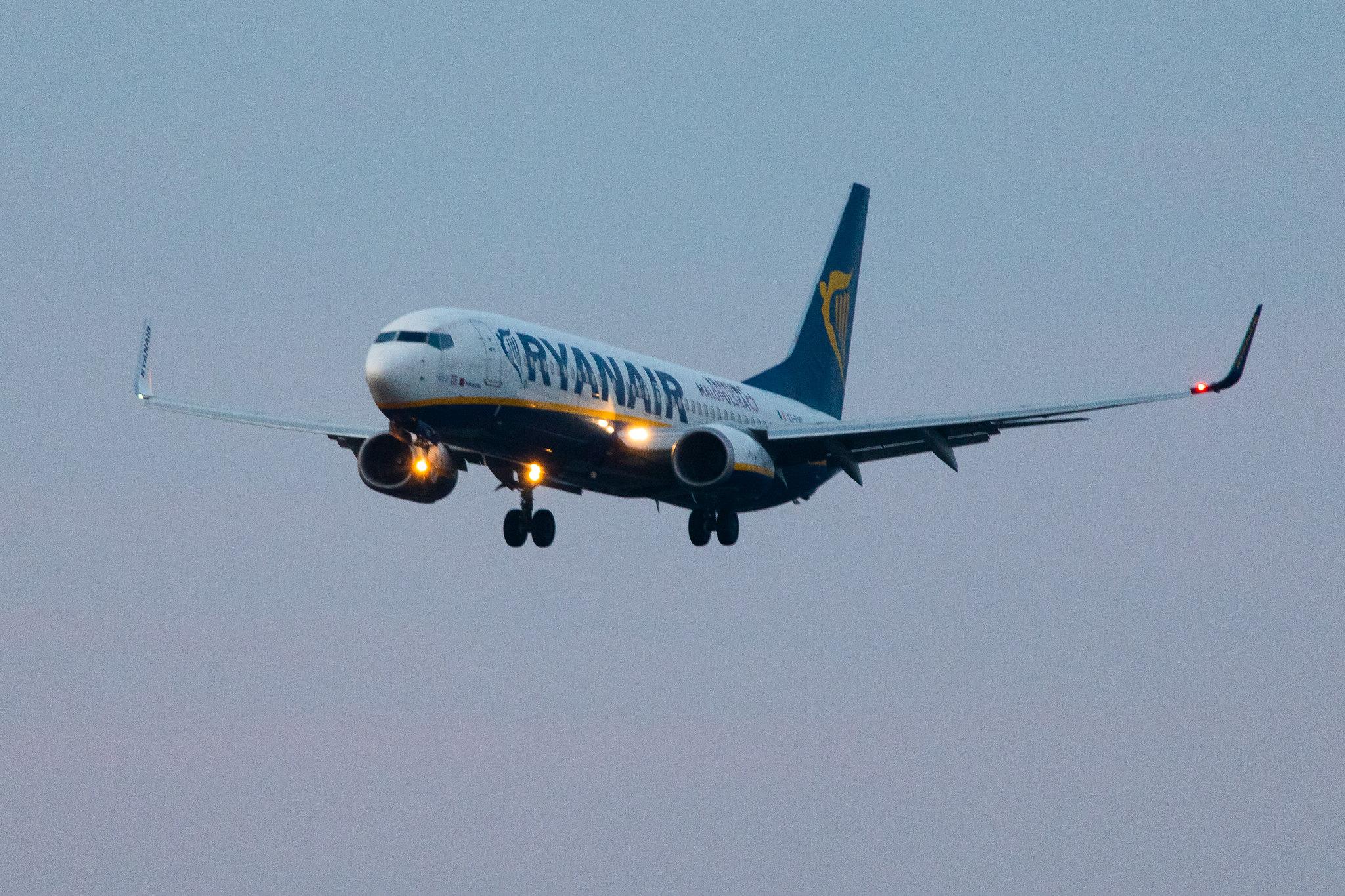 Hamburg Airport: Ryanair (FR / RYR) |  Boeing 737-8AS B738 | EI-EPD | MSN 40310
