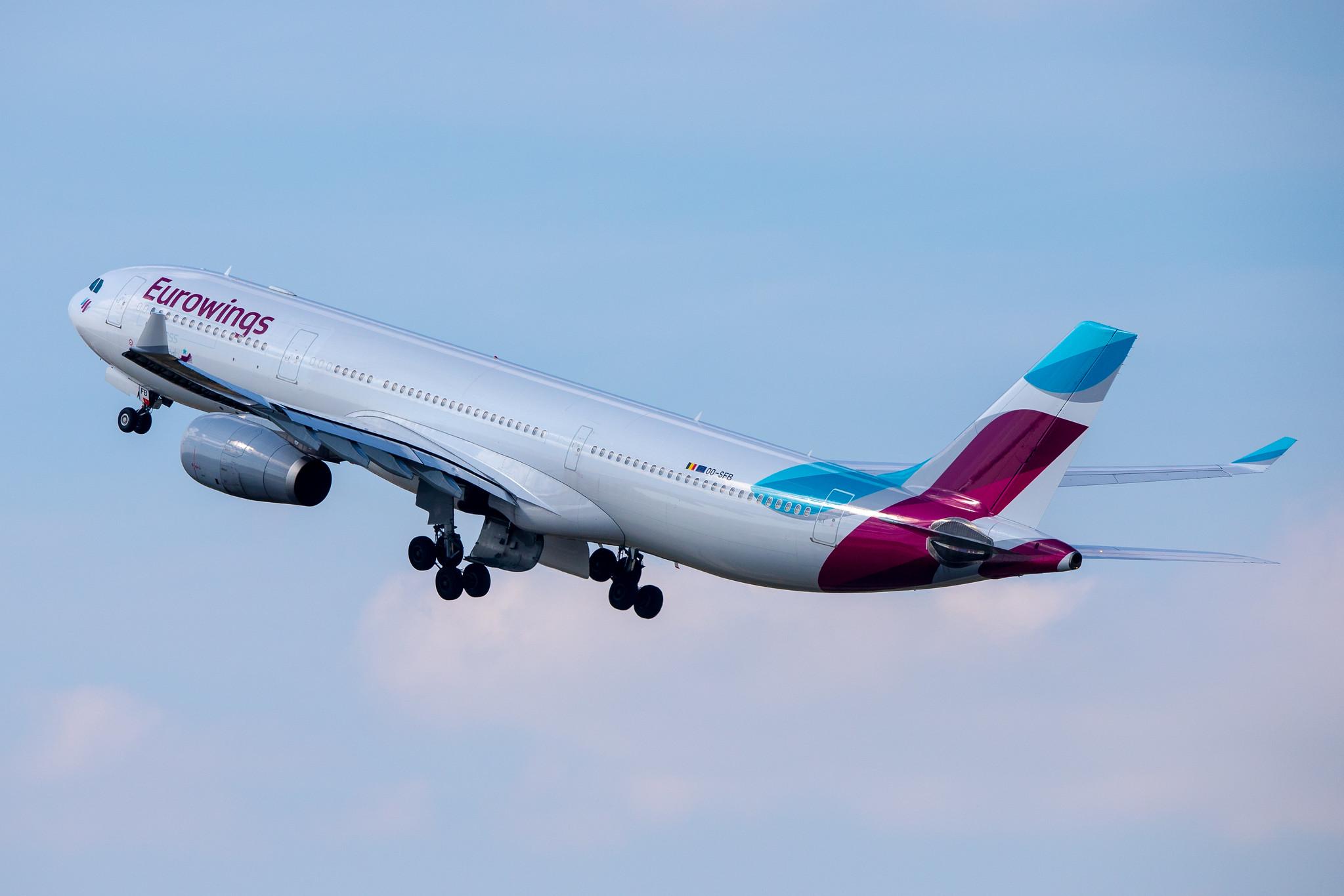 Düsseldorf Airport: Eurowings (EW / EWG) | Operator: Brussels Airlines |  Airbus A330-342 A333 | OO-SFB | MSN 0915