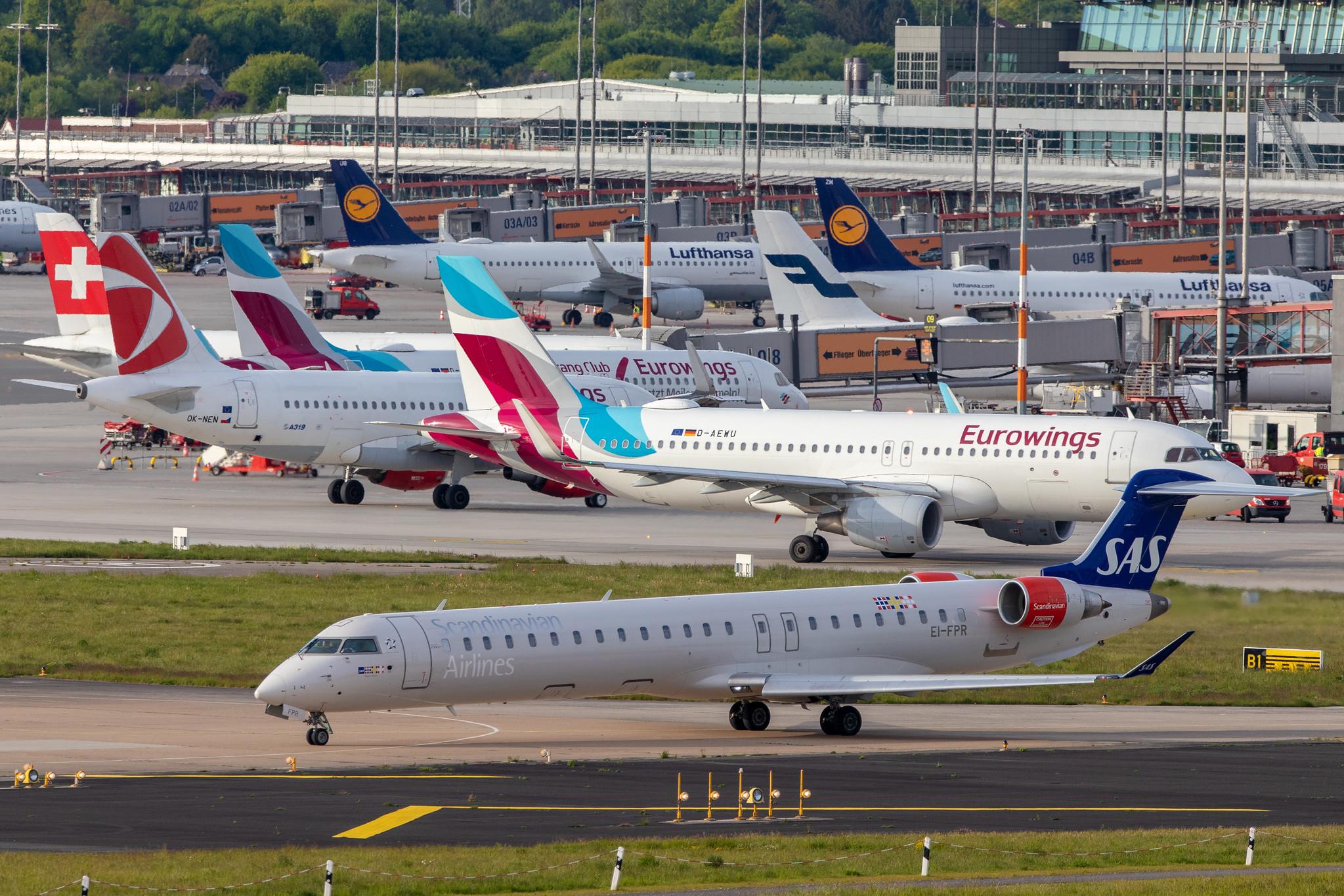 Hamburg Airport: SAS (SK / SAS) | Operator: Cityjet |  Mitsubishi CRJ-900LR CRJ9 | EI-FPR | MSN 15436