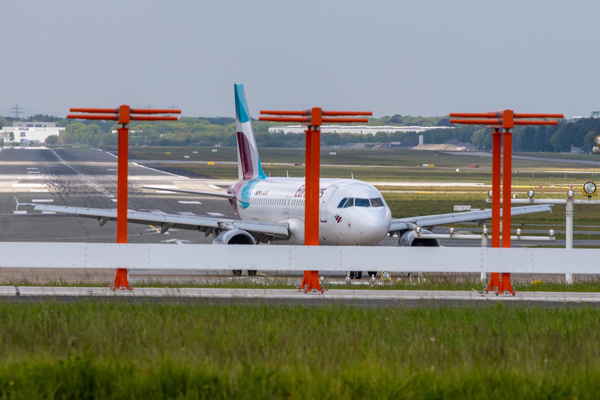 Hamburg Airport: Eurowings (EW / EWG) | Operator: Germanwings | Airbus A319-112 A319 | D-ABGR | MSN 3704