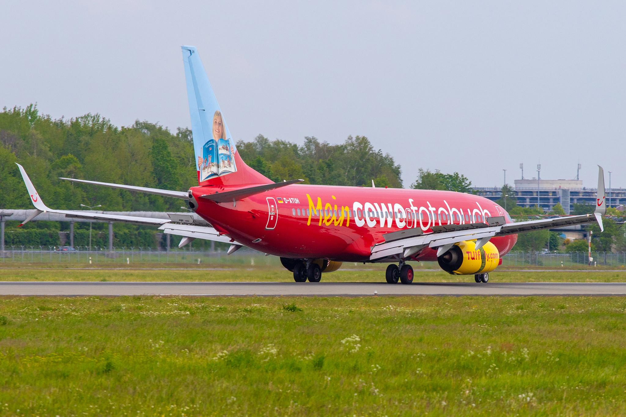 Hamburg Airport: TUI (X3 / TUI) | Operator: TUI fly | Livery: Cewe Fotobuch Livery |  Boeing 737-8K5 B738 | D-ATUH | MSN 34689