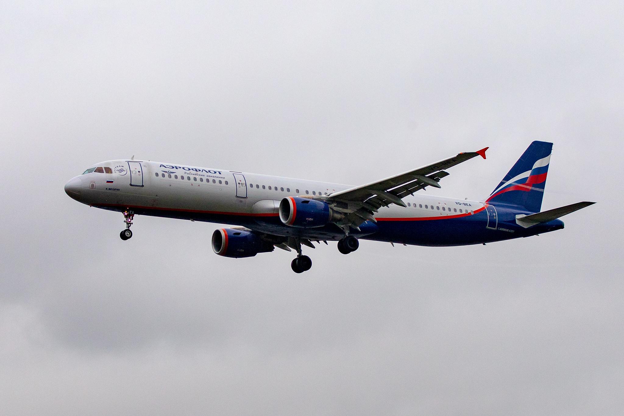 London Heathrow Airport: Aeroflot (SU / AFL) |  Airbus A321-211 A321 | VQ-BEA | MSN 4058