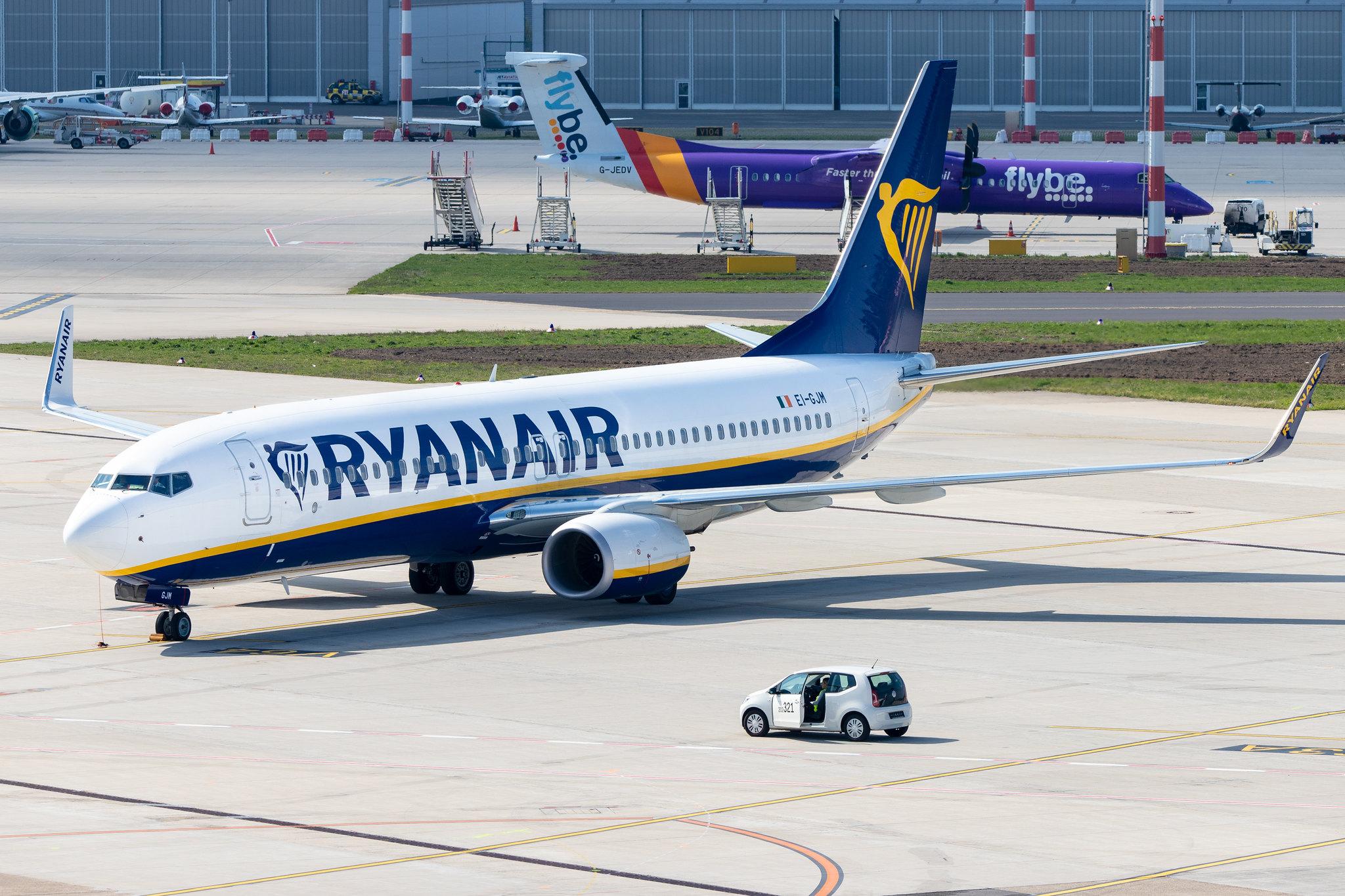 Düsseldorf Airport: Ryanair (FR / RYR) |  Boeing 737-8AS B738 | EI-GJM | MSN 44827