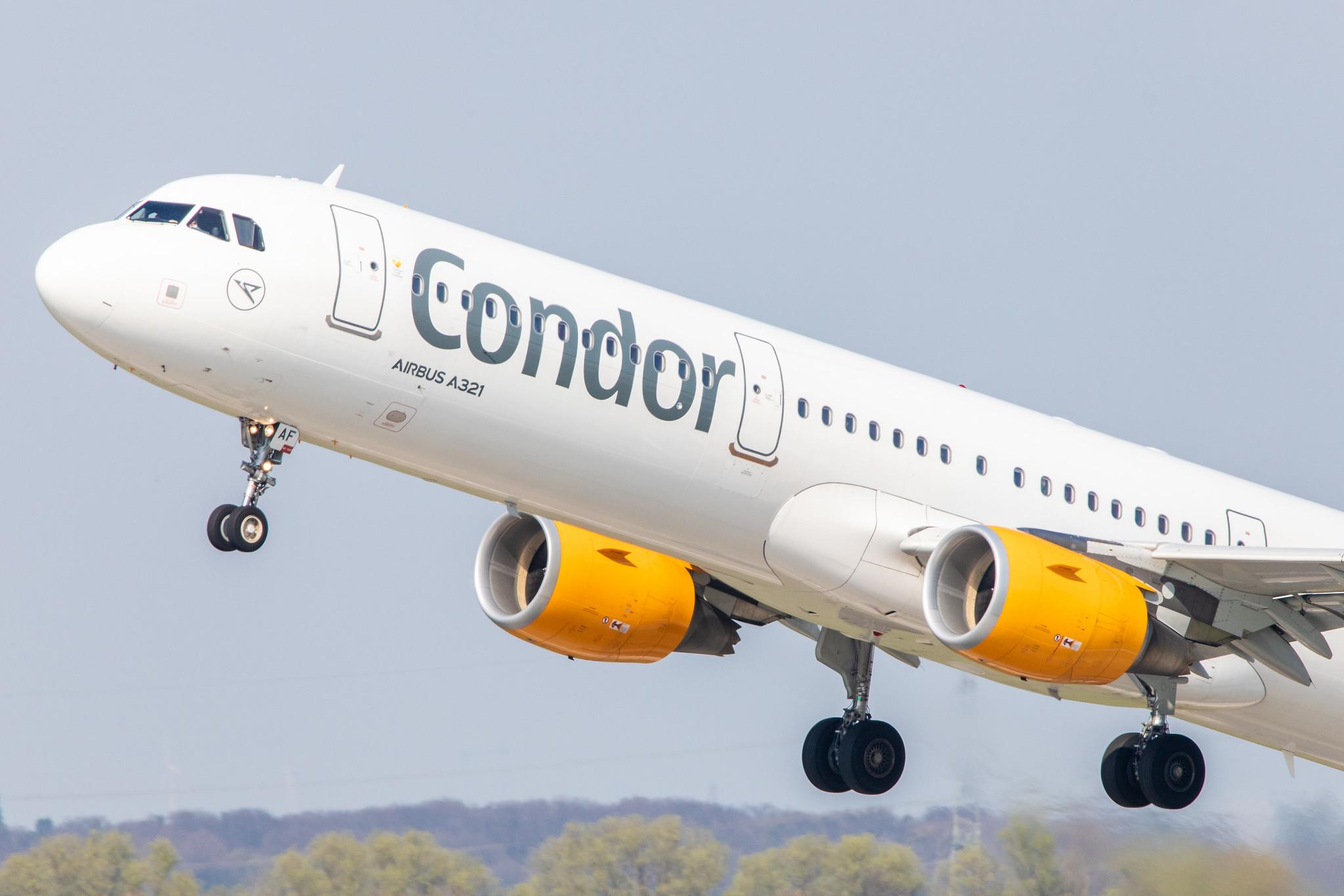 Düsseldorf Airport: Condor (DE / CFG) | Operator: Thomas Cook Aviation |  Airbus A321-211 A321 | D-AIAF | MSN 6459