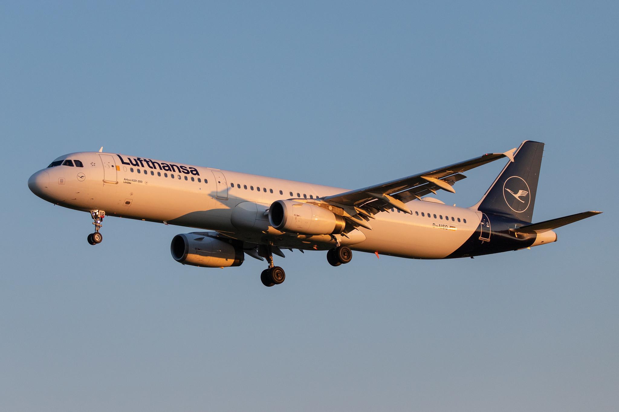 Hamburg Airport: Lufthansa (LH / DLH) |  Airbus A321-231 A321 | D-AISQ | MSN 3936