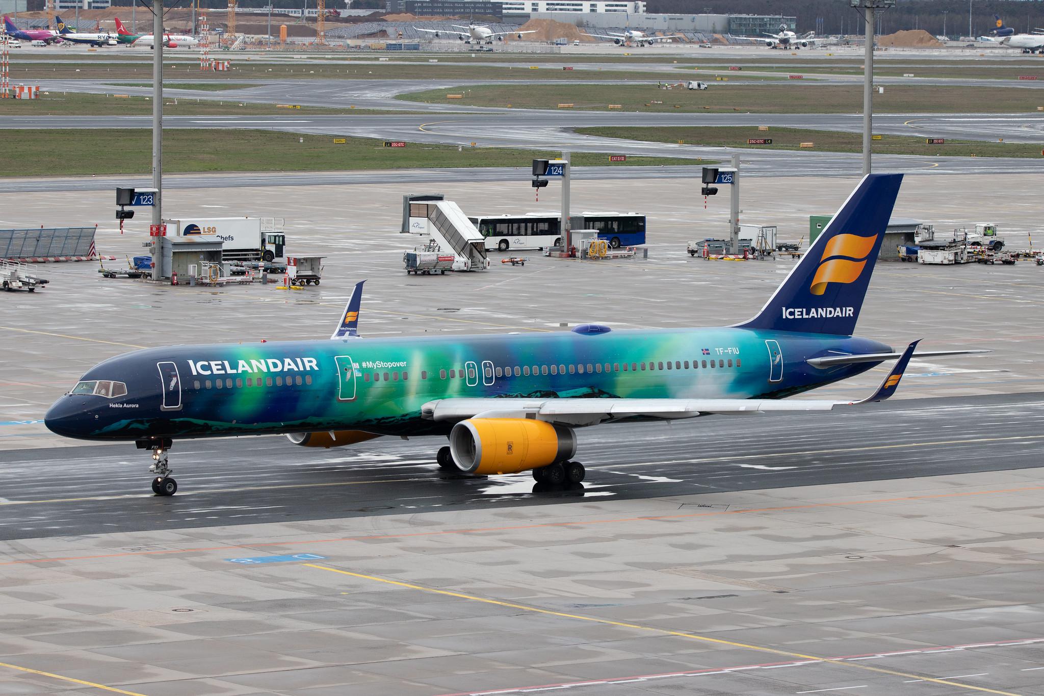 Frankfurt Airport: Icelandair (FI / ICE) |  Livery: Aurora Borealis Livery |  Boeing 757-256 B752 | TF-FIU | MSN 26243