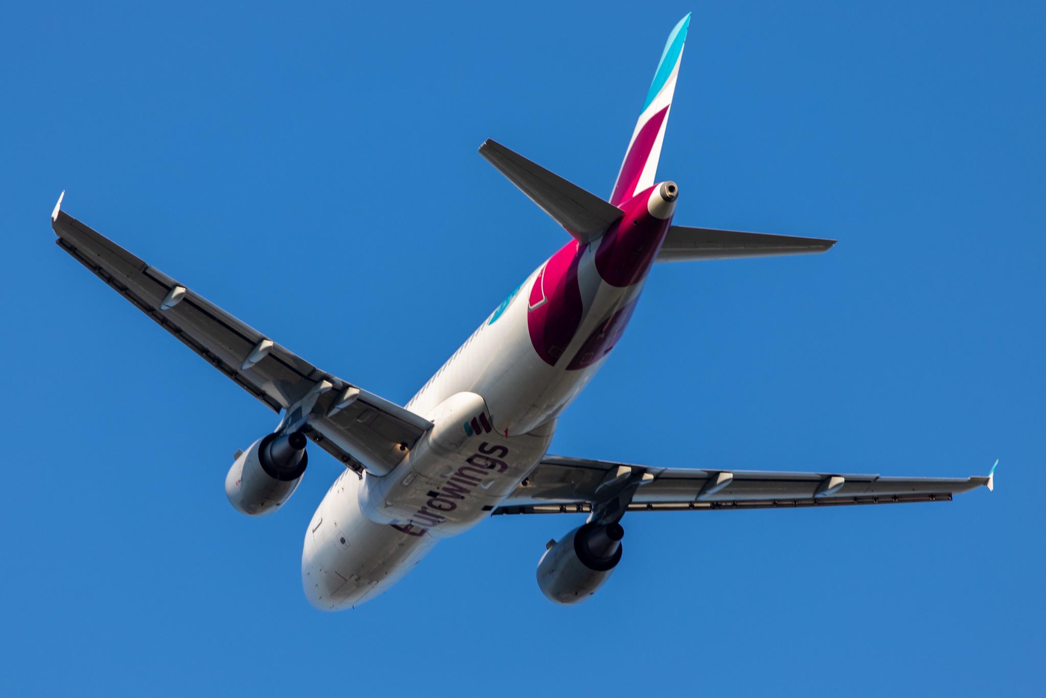 Hamburg Airport: Eurowings (EW / EWG) | Operator: Germanwings | Airbus A319-112 A319 | D-ABGR | MSN 3704