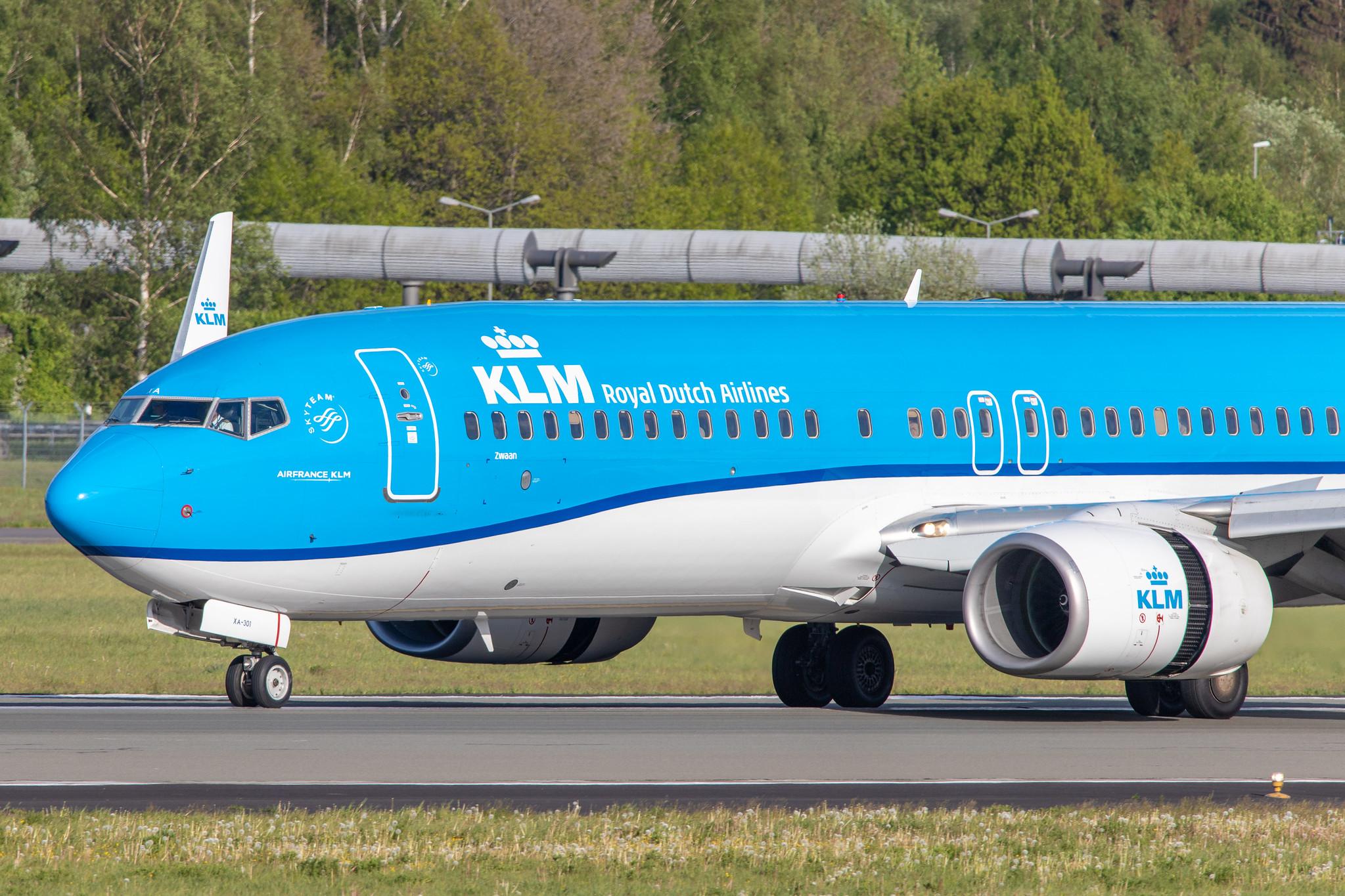 Hamburg Airport: KLM (KL / KLM) |  Boeing 737-8K2 B738 | PH-BXA | MSN 29131
