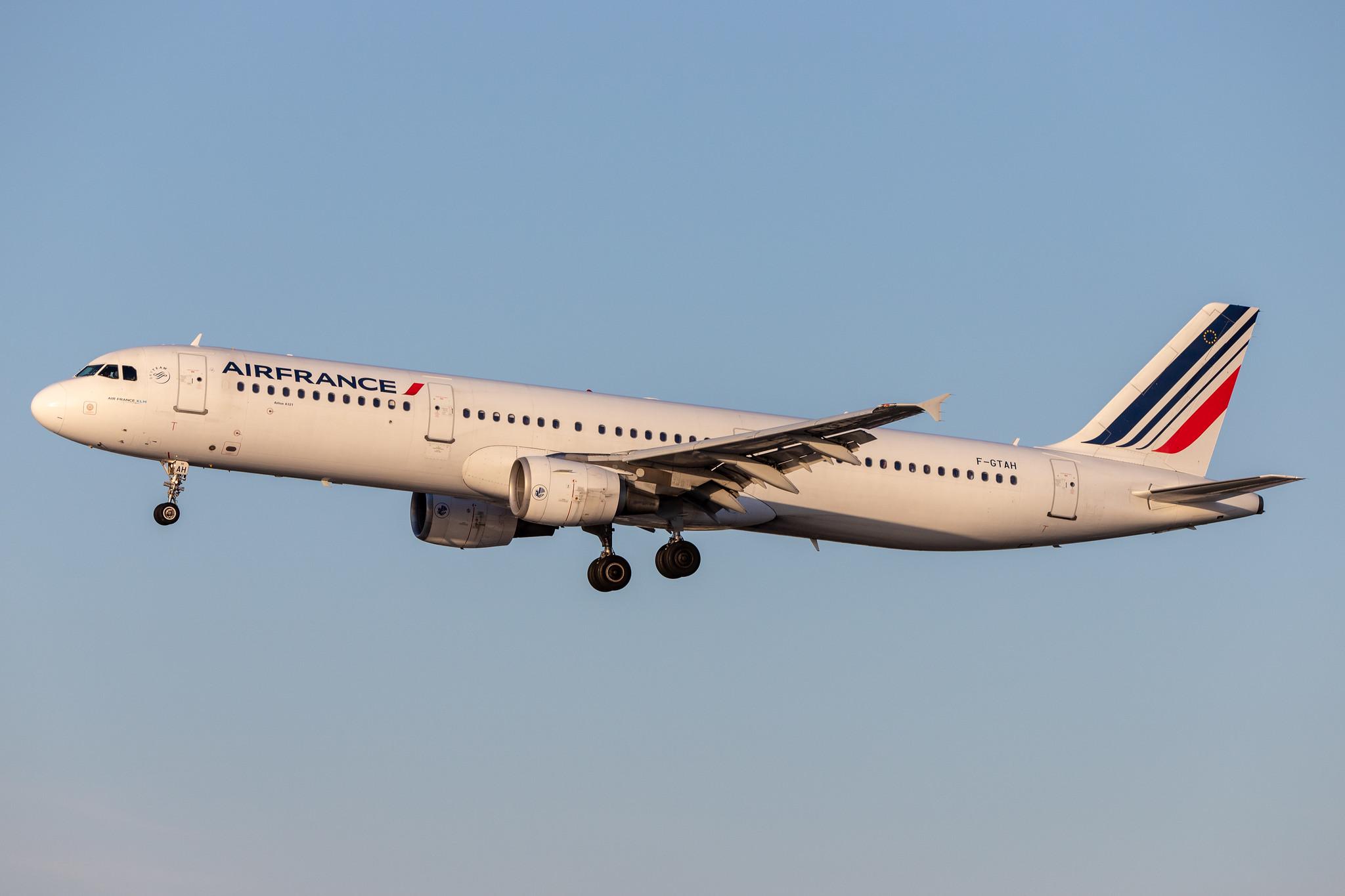 Hamburg Airport: Air France (AF / AFR) |  Airbus A321-212 A321 | F-GTAH | MSN 1133