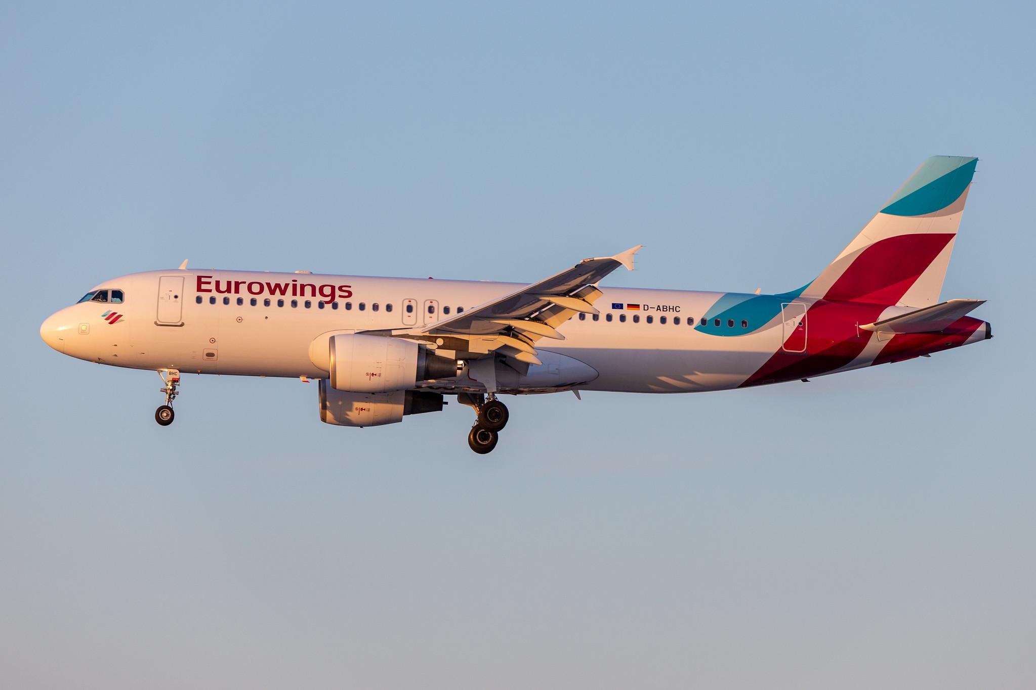 Hamburg Airport: Eurowings (EW / EWG) |  Airbus A320-214 A320 | D-ABHC | MSN 3594